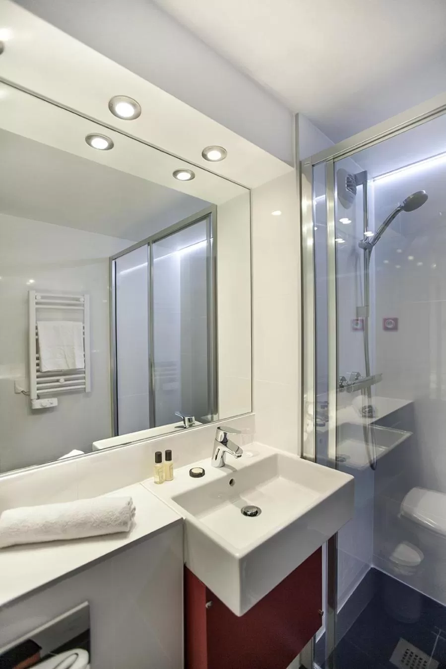 Superior Double Room in Hôtel l'Amandier