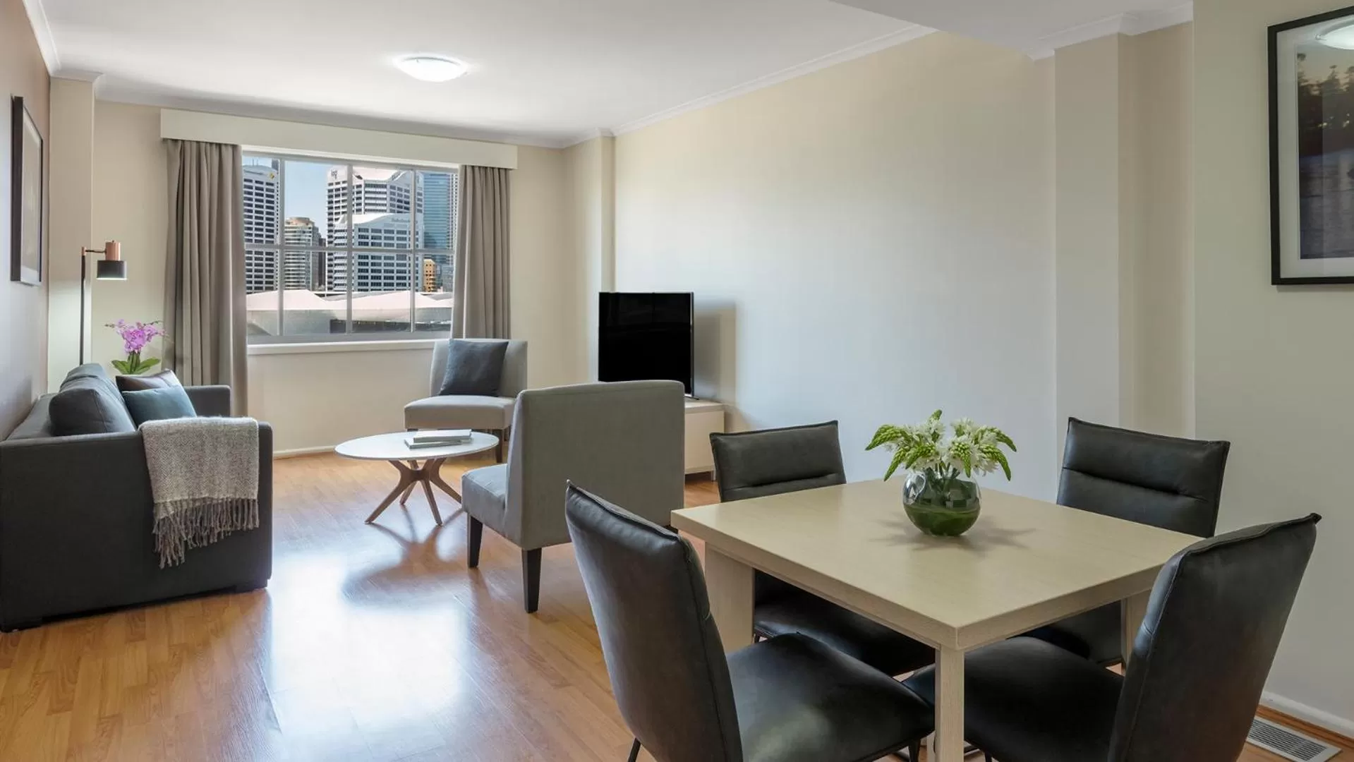 Two-Bedroom Two-Bathroom Apartment with City Skyline View - No Housekeeping in Oaks Sydney Goldsbrough Suites