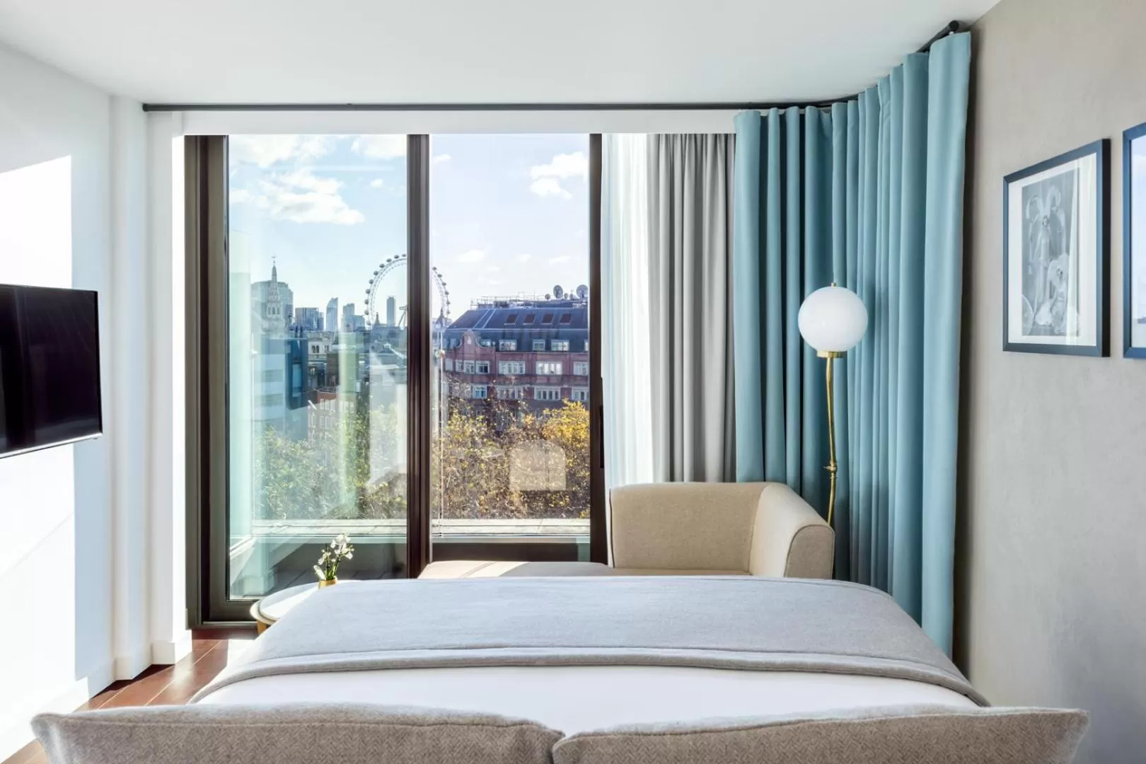 Hotel Indigo London - 1 Leicester Square by IHG