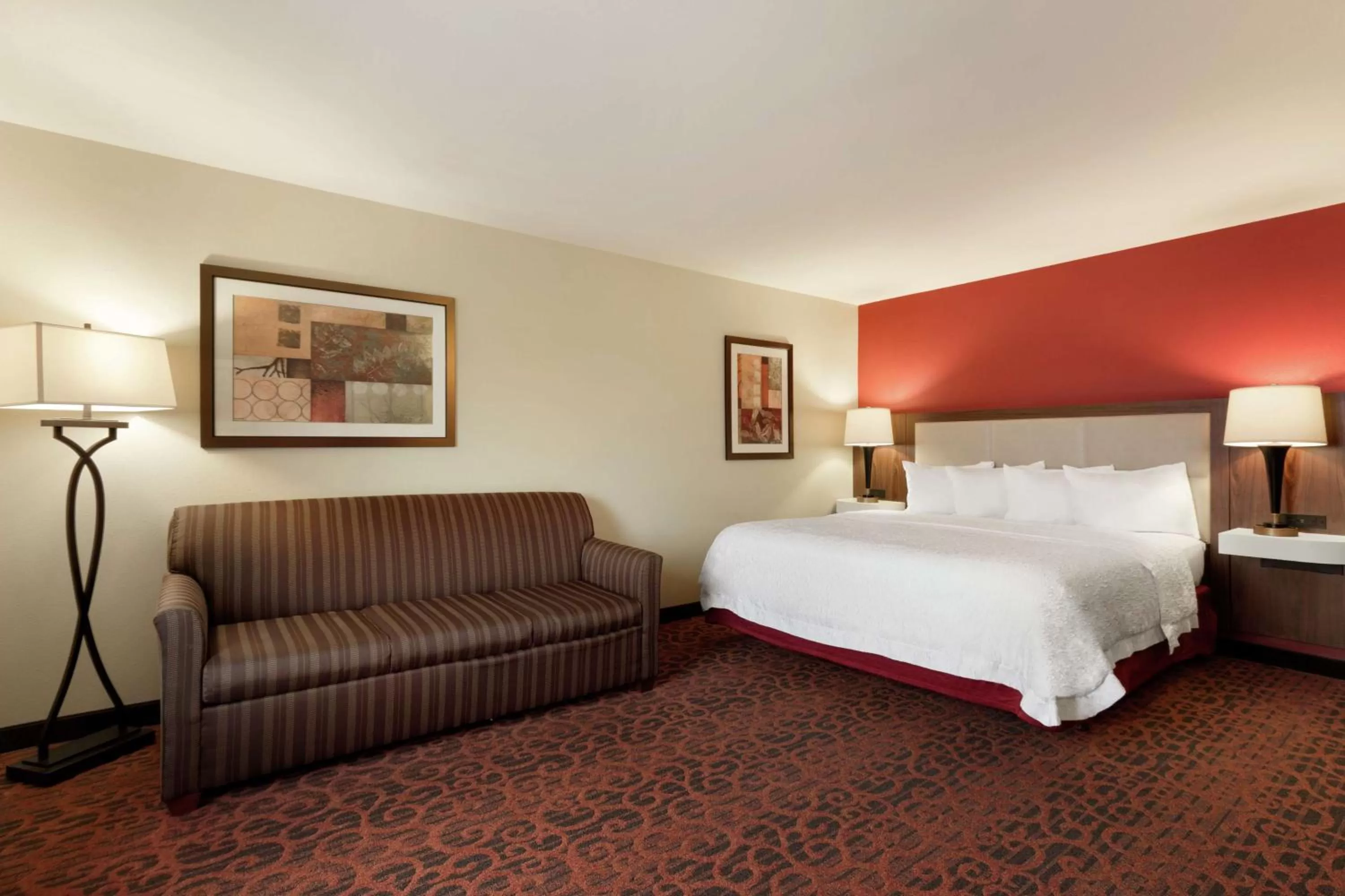 King Room with Sofa Bed and Study - Non-Smoking in Hampton Inn Wichita Falls-Sikes Senter Mall