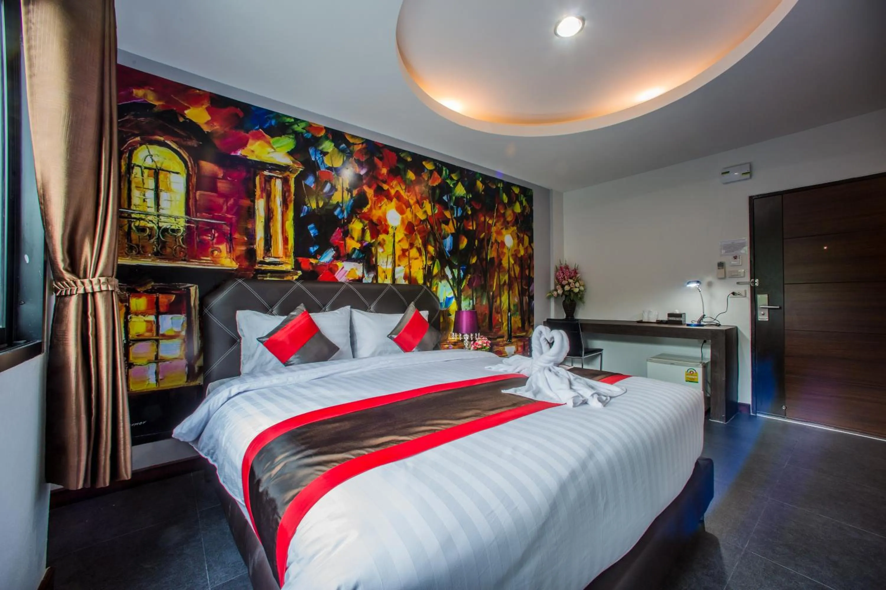 Deluxe King Room in D11 Hotel