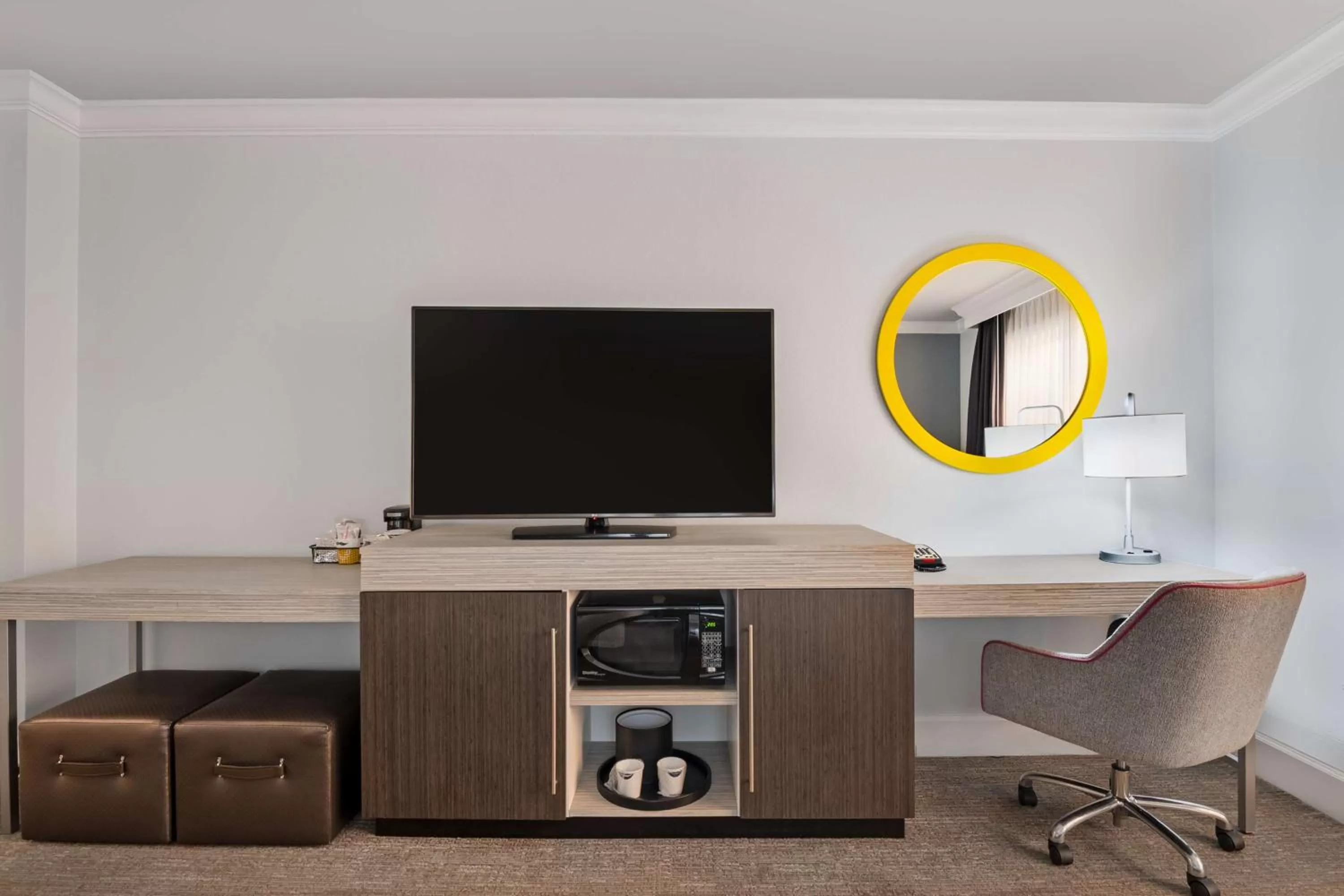 King Studio with Roll-In Shower - Mobility Access/Non-Smoking in Hampton Inn & Suites Stamford