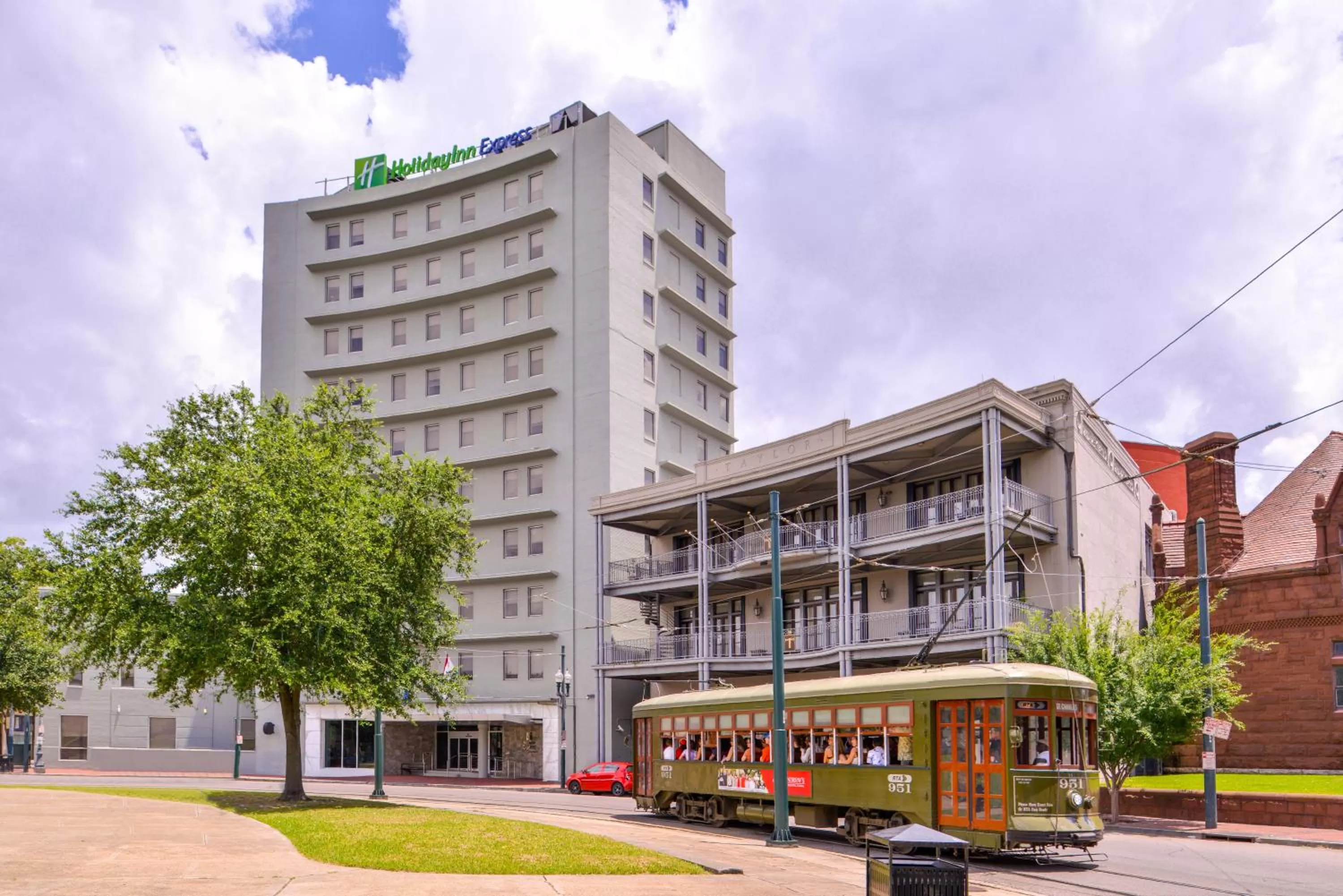 Holiday Inn Express New Orleans - Arts District by IHG