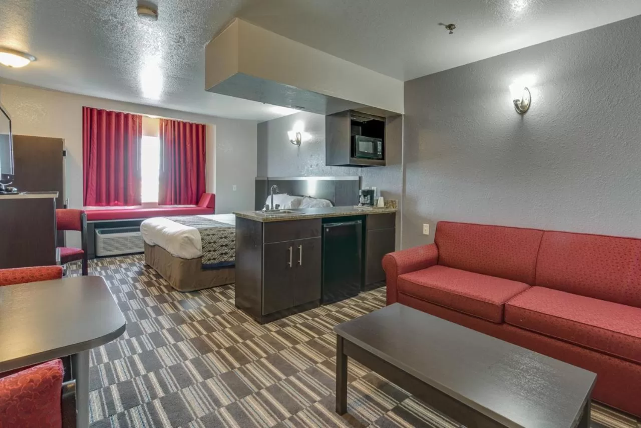 King Studio - Non-Smoking in Microtel Inn & Suites by Wyndham Oklahoma City Airport