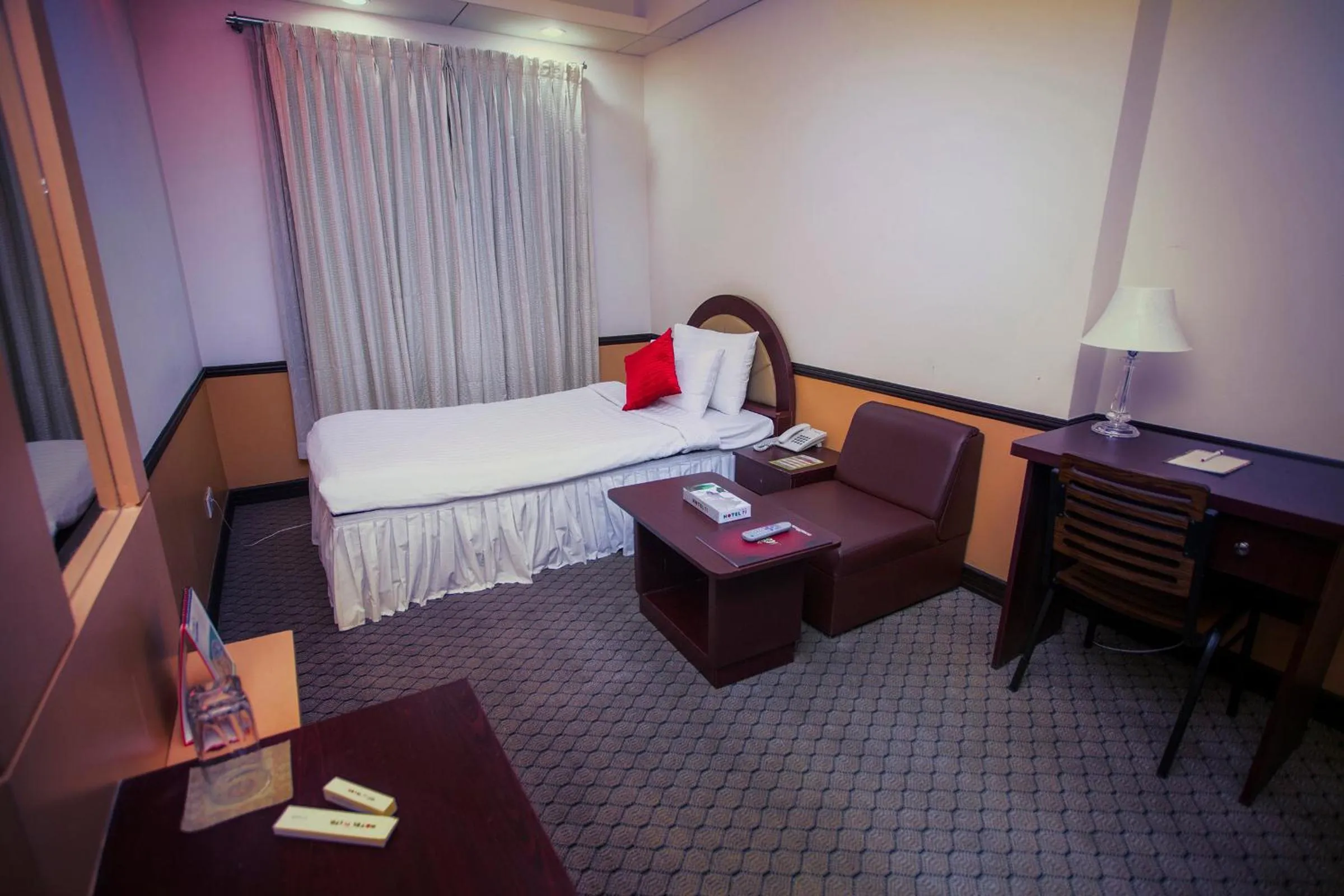 Premier Single Room in Hotel 71