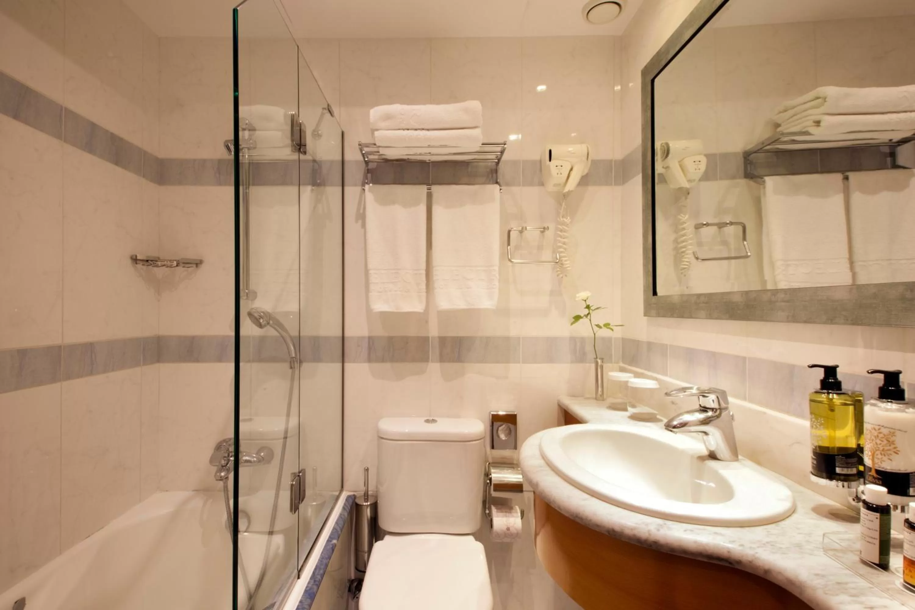 Superior Double or Twin Room in Electra Rhythm Athens