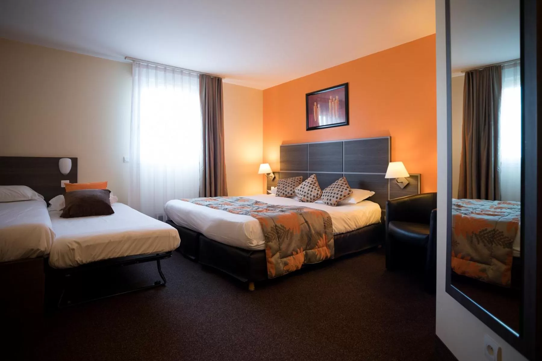 Family Room (2 Adults + 2 Children) in The Originals Boutique, Actuel Hôtel, Saint-Etienne Aéroport