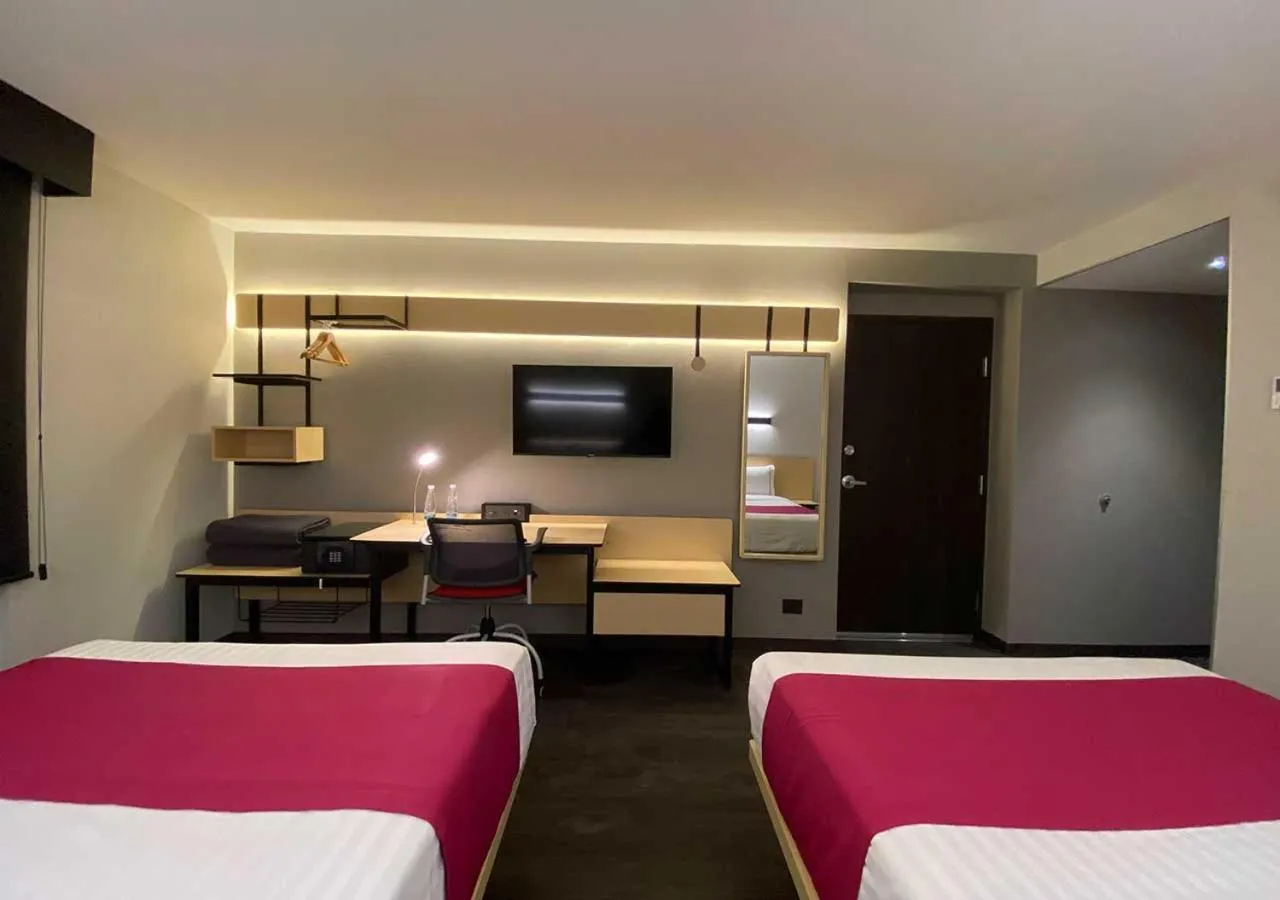 Twin Room in Hotel MX mas cuautitlan Izcalli, Trademark by Wyndham