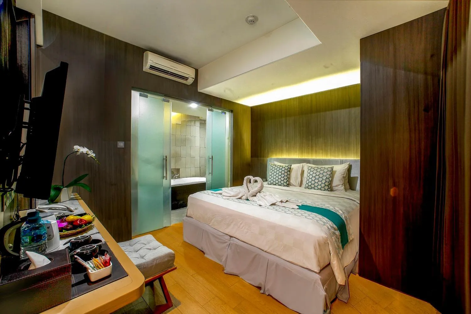 Junior Suite in Bedrock Hotel Kuta