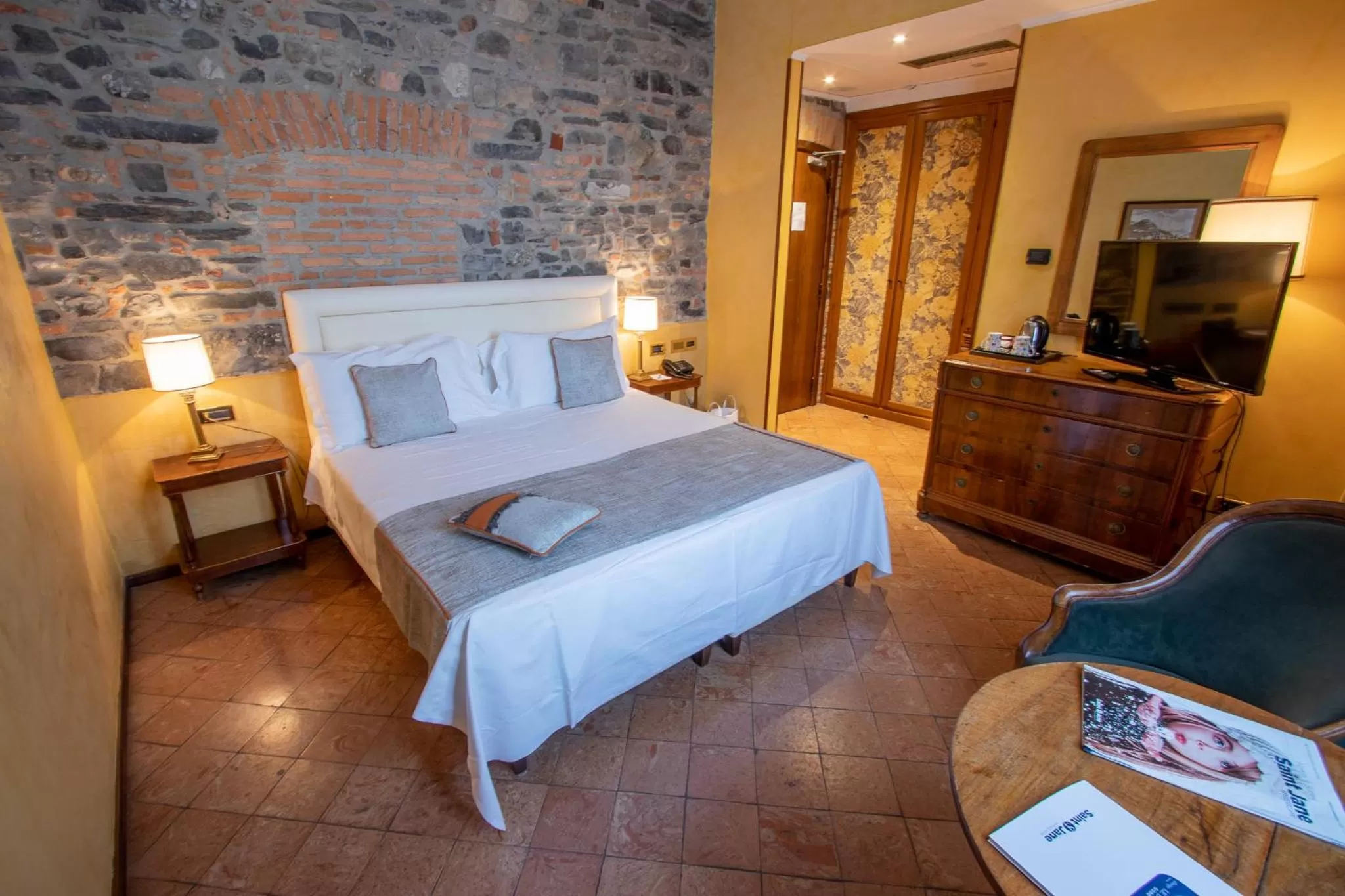 Superior Double or Twin Room in Albergo Le Due Corti