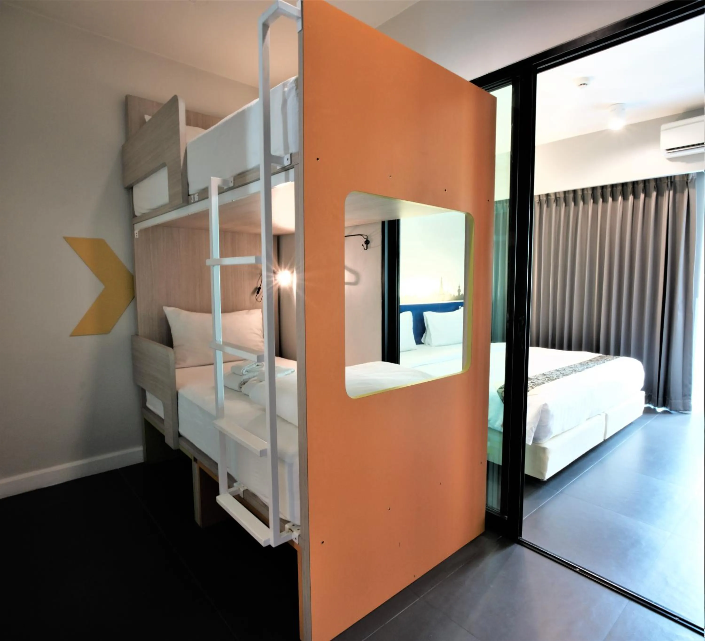 Standard Quadruple Room in iSanook Bangkok