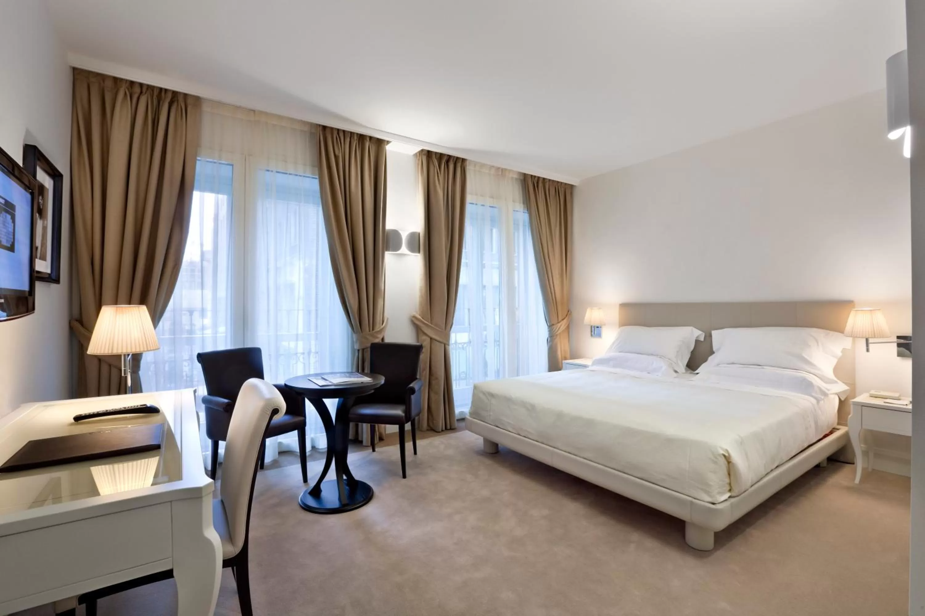 Superior Double Room Single Use in Maison Milano | UNA Esperienze