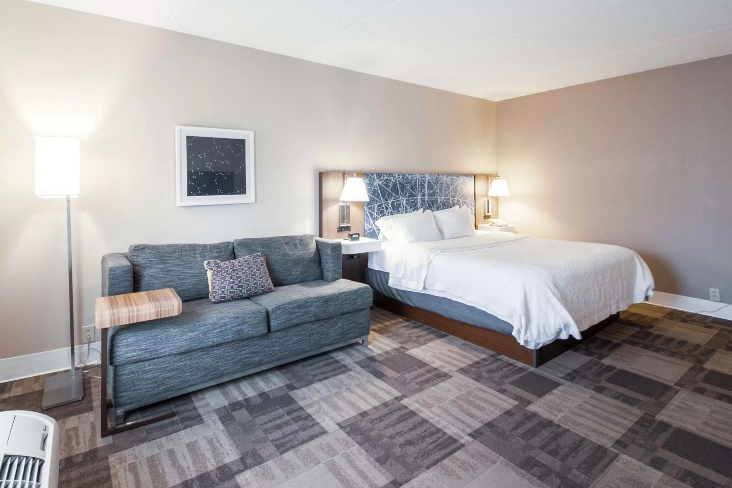 King Room with Sofa Bed - Non-Smoking in Hampton Inn & Suites Huntsville Hampton Cove