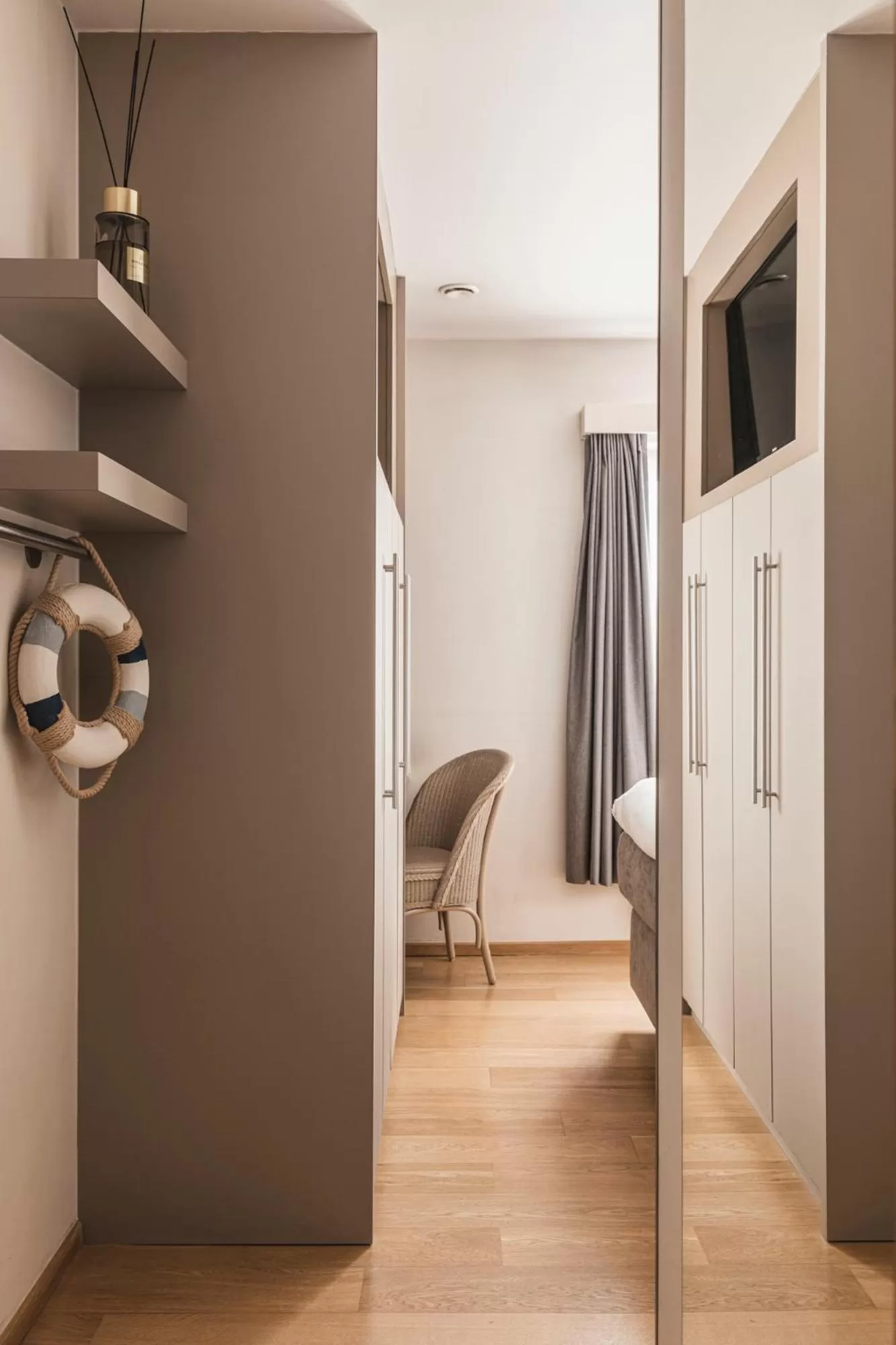 Comfort Double or Twin Room - single occupancy in Boutique Hotel 'Hof ter Duinen'