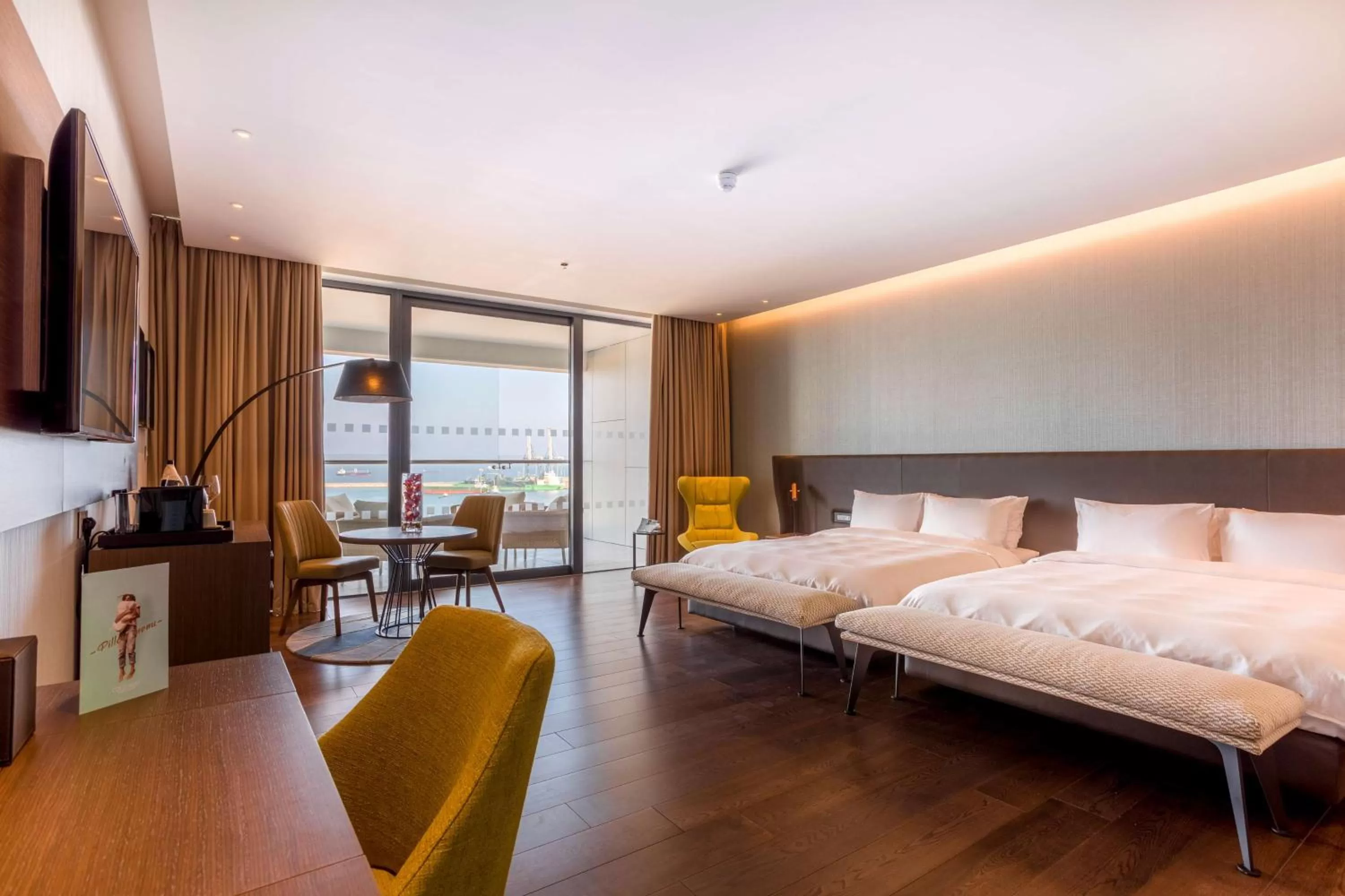 Family Room with Sea View in Radisson Blu Hotel, Larnaca