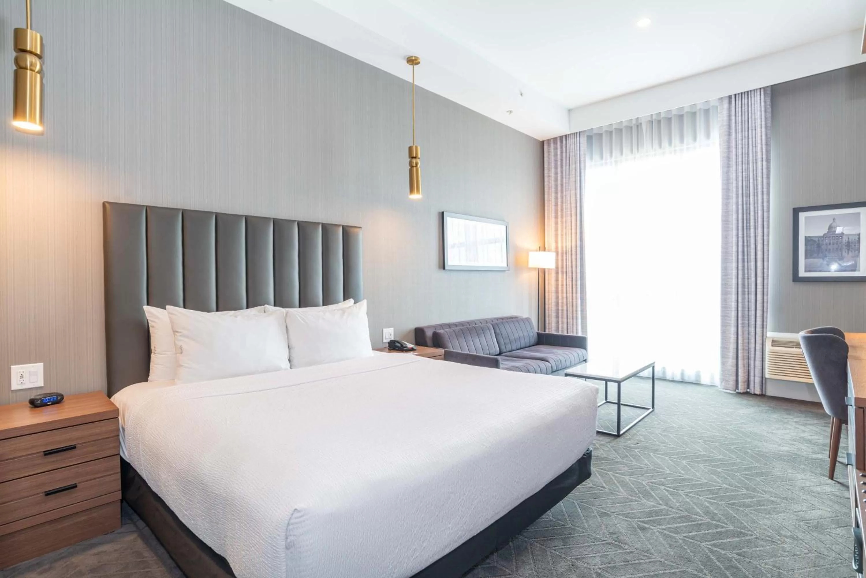 Standard Room, 1 King Bed, Sofa Bed in Sandman Signature Sherwood Park Hotel