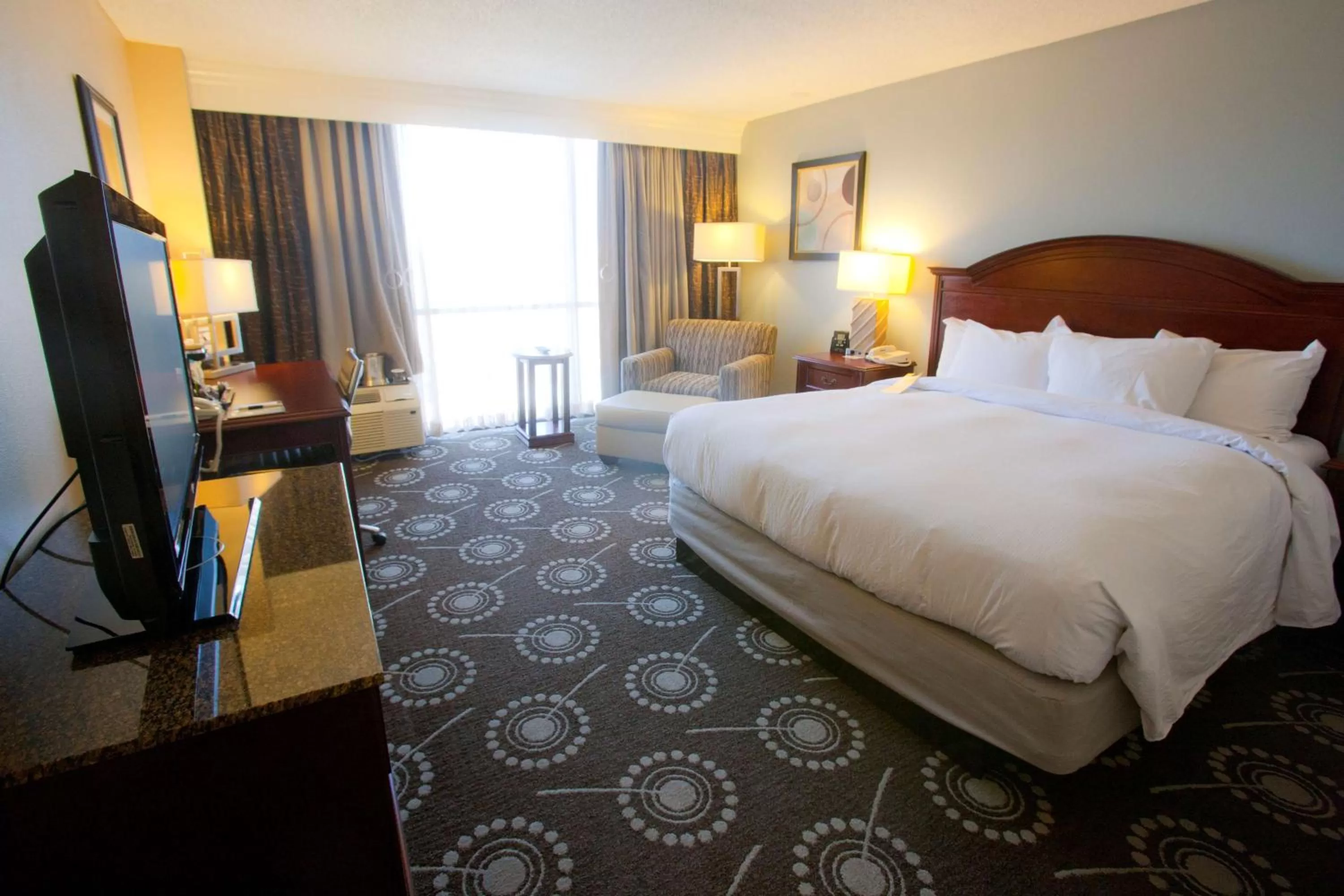 King Room - Non-Smoking in Midland Plaza Hotel