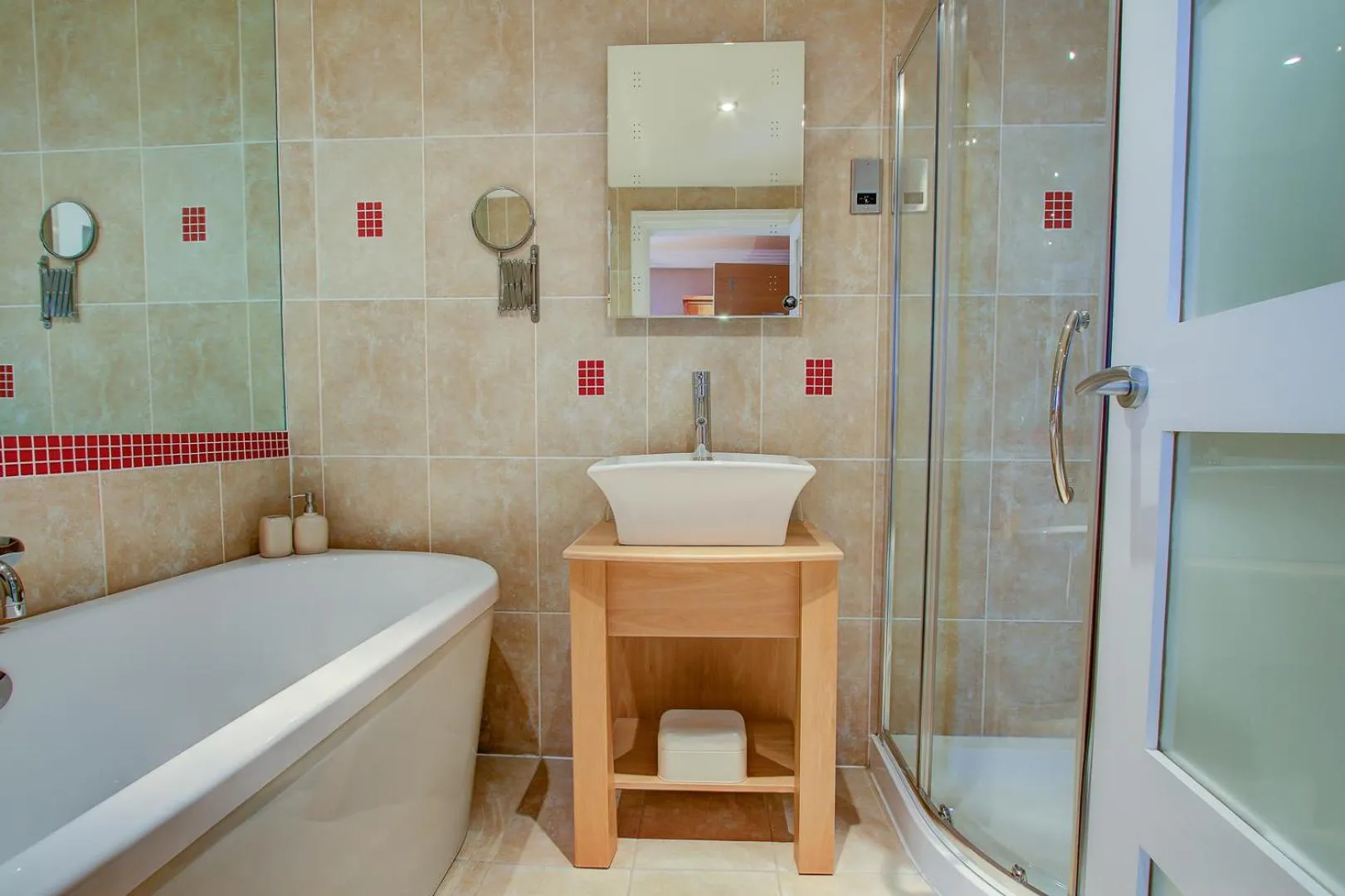 Superior Queen or Twin Room - single occupancy in Number One South Beach