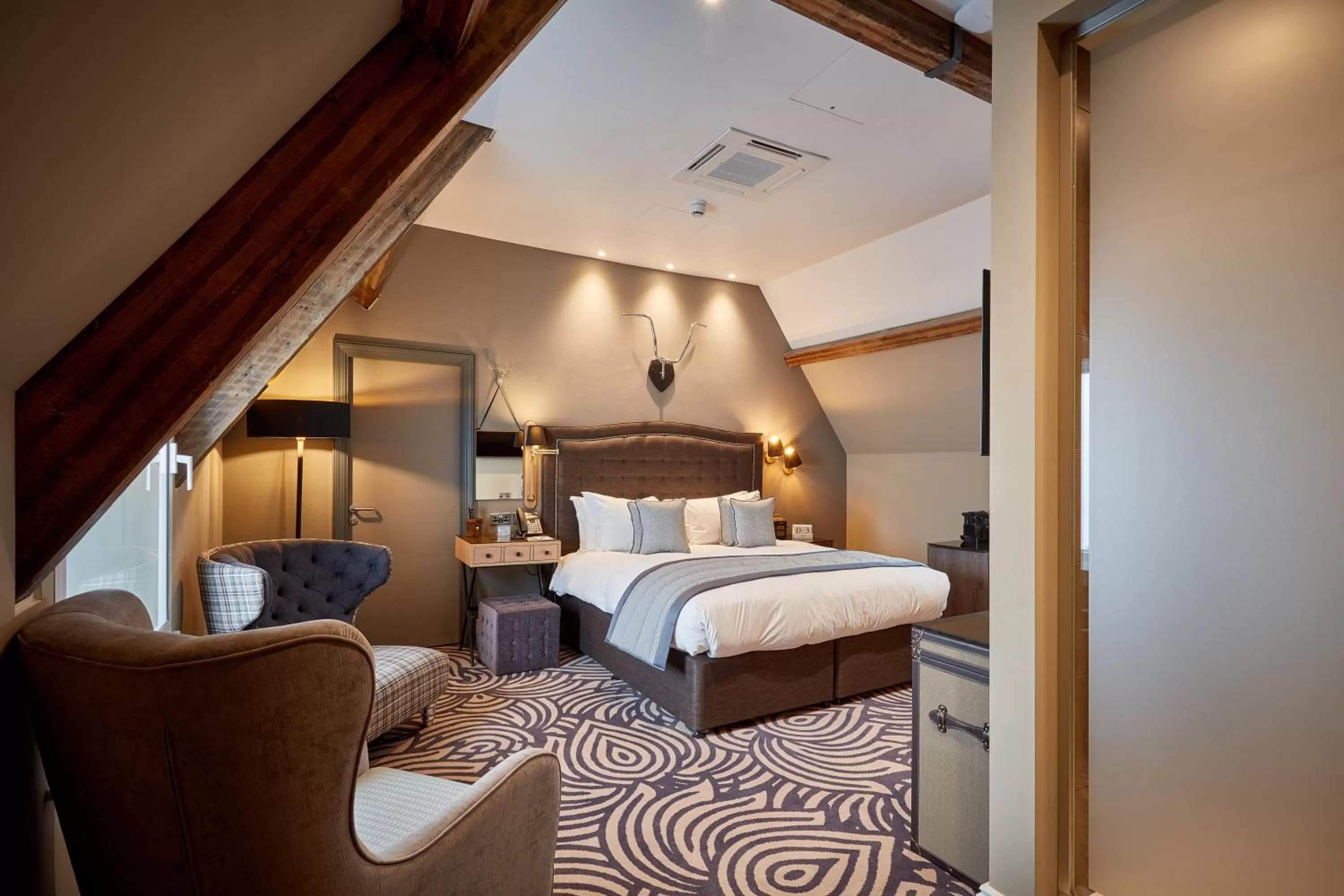 Deluxe King Room in Oddfellows On The Park