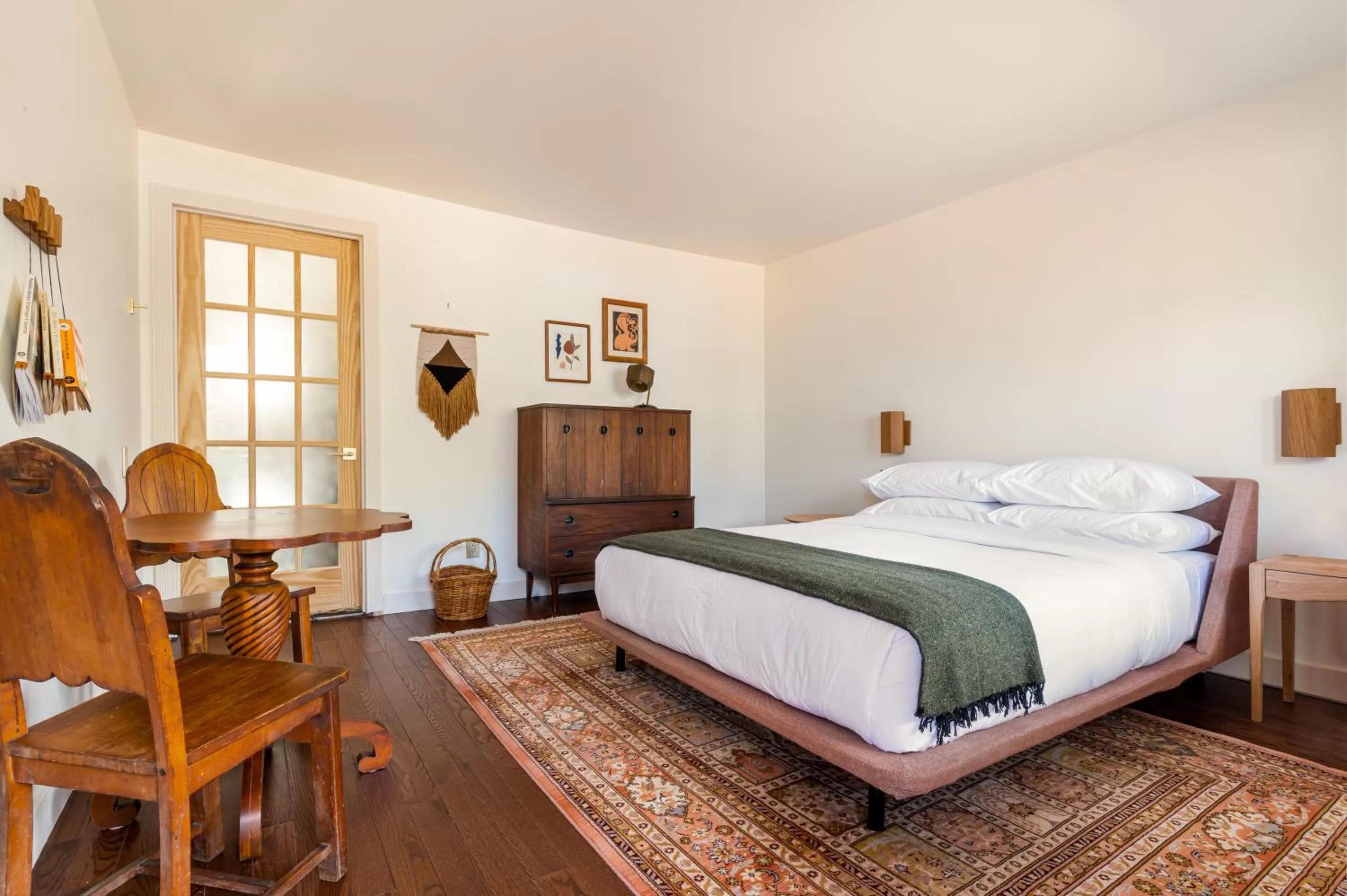 Standard Queen Room in Eastwind Hotel Lake Placid