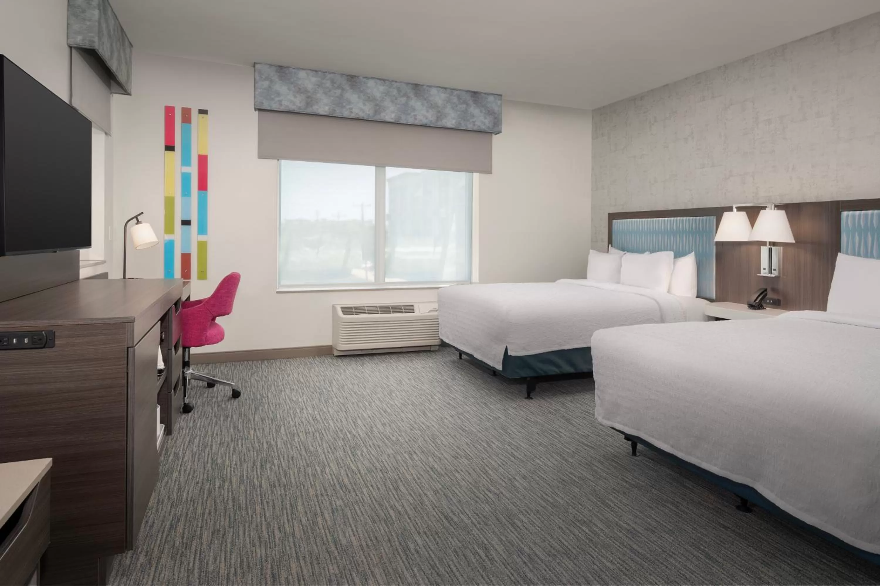 Queen Room with Two Queen Beds and Roll-in Shower - Mobility/Hearing Access in Hampton Inn Delray Beach