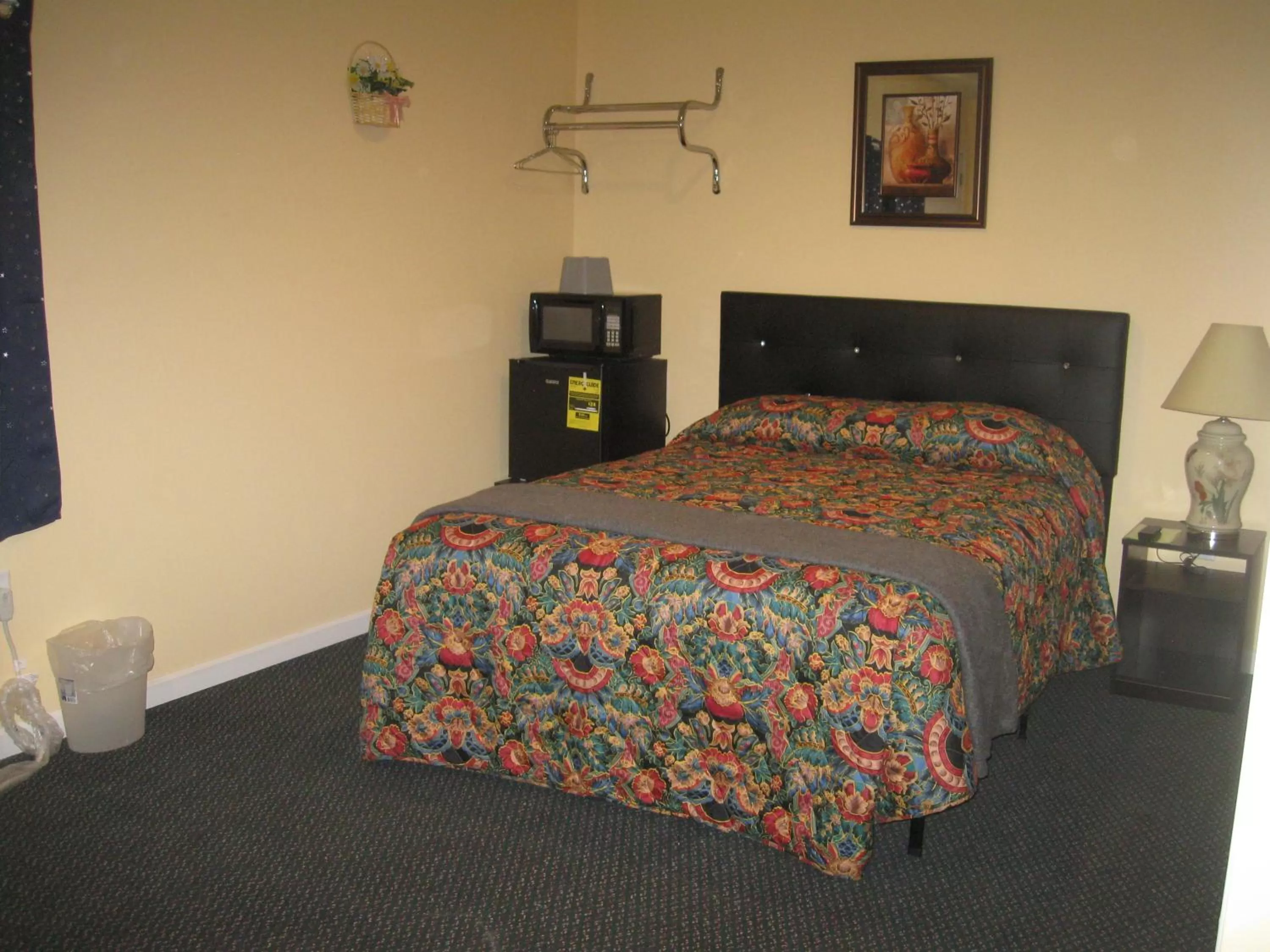 Queen Room - Disability Access in Western Motel