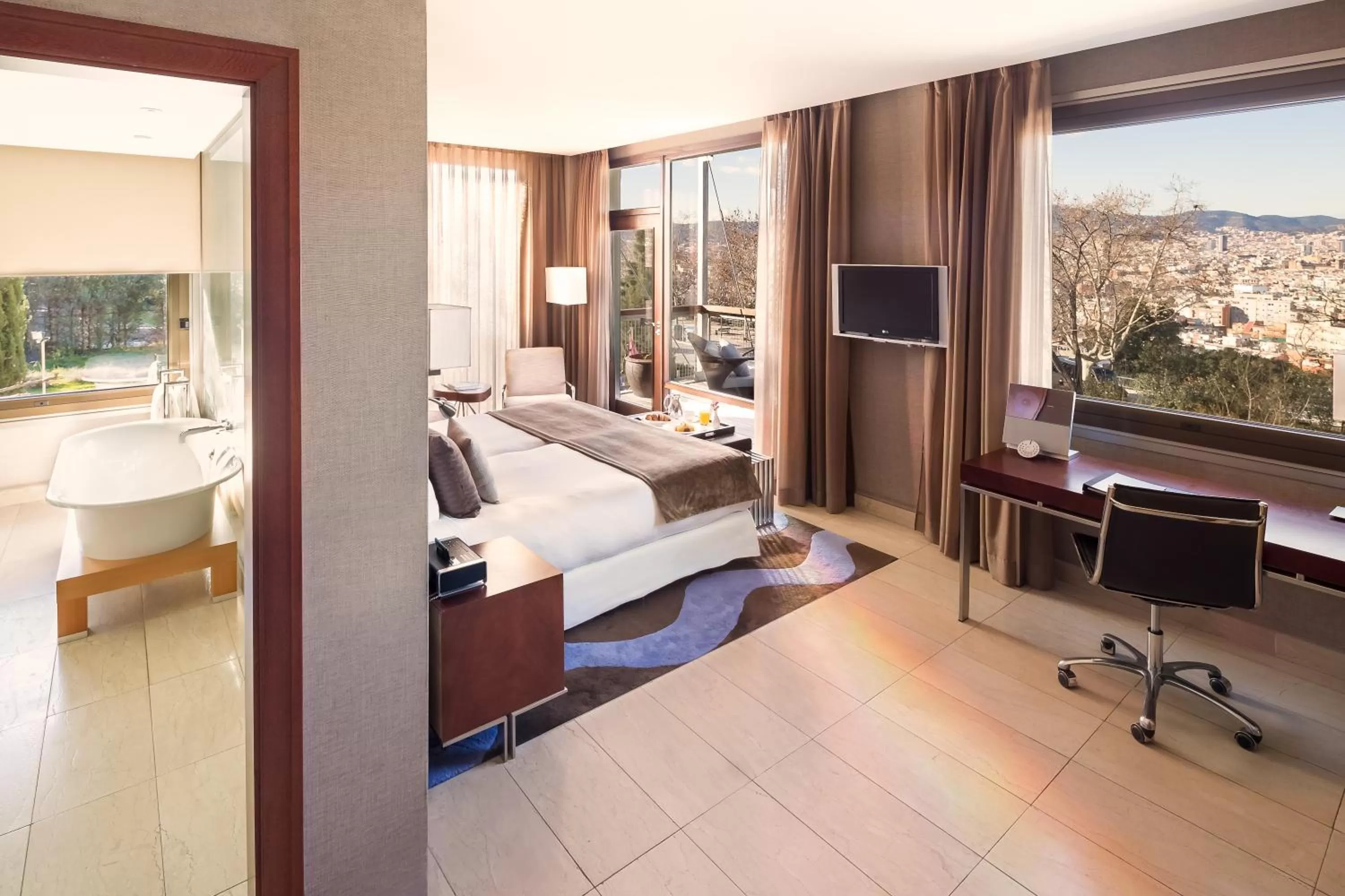 Premium Double Room in Hotel Miramar Barcelona GL