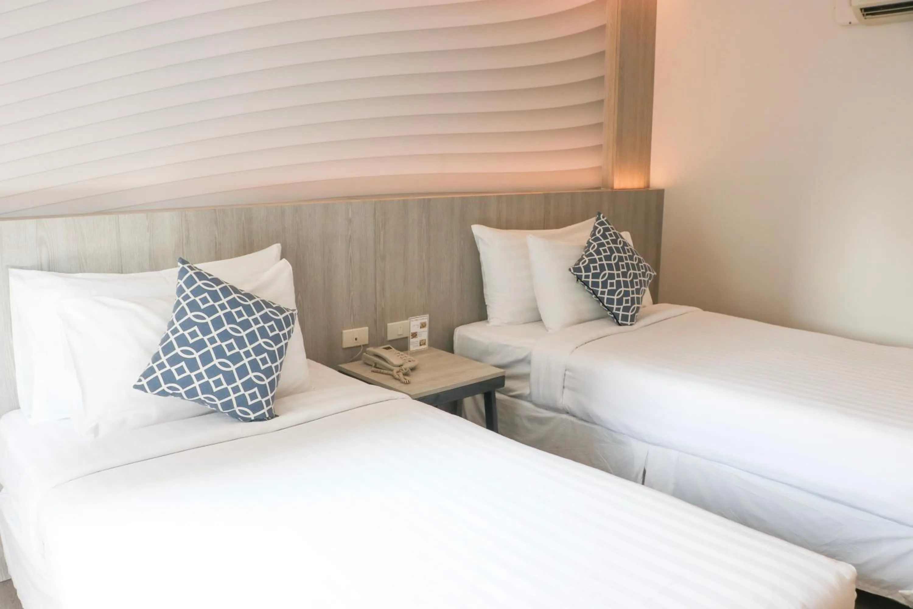 Premier Twin Room with City View in The Mini R Ratchada