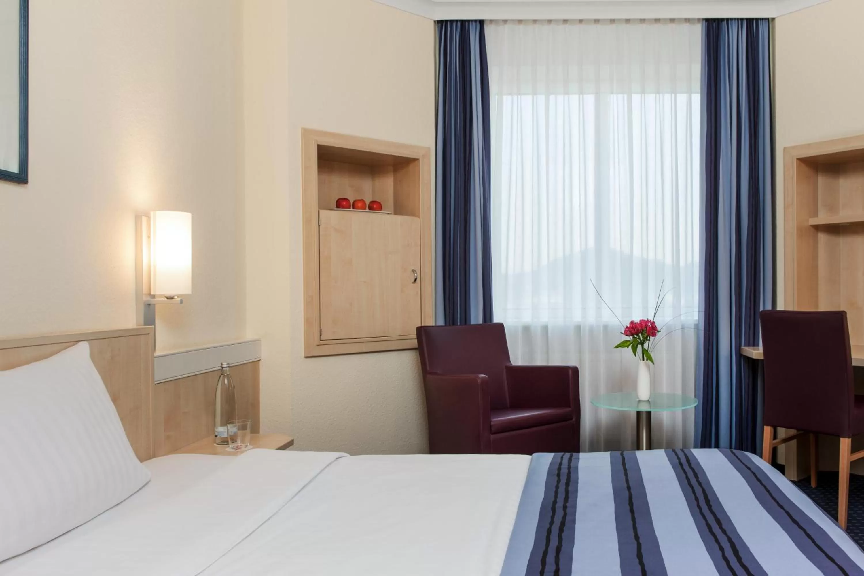 Business Double Room in IntercityHotel Freiburg