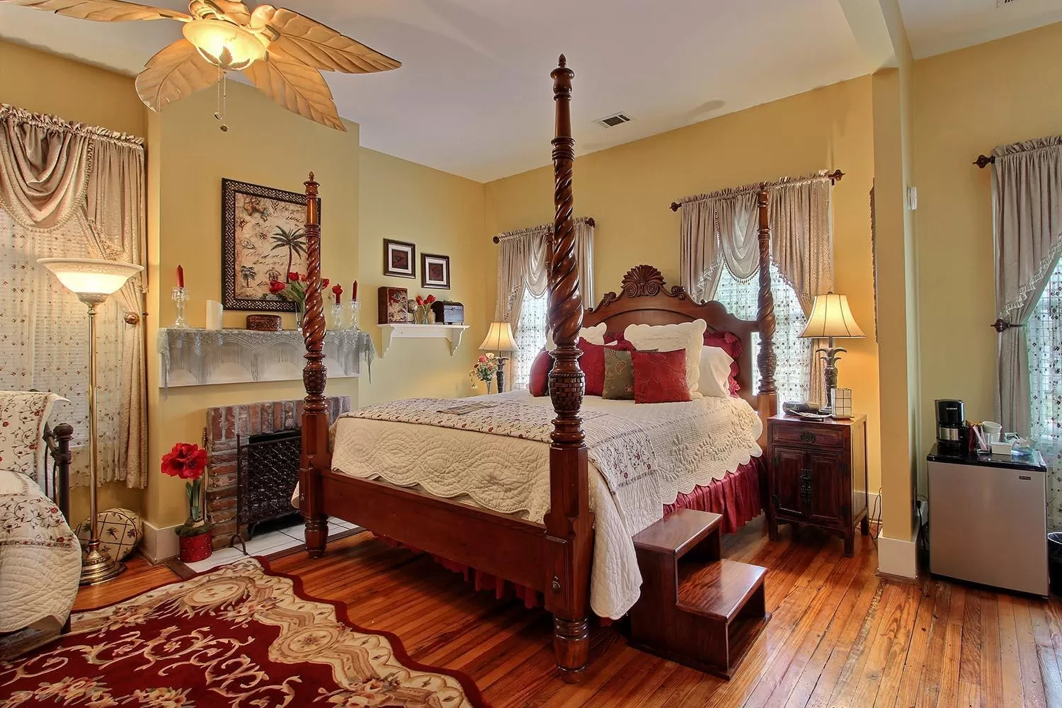 Royal Palm Suite in Green Palm Inn