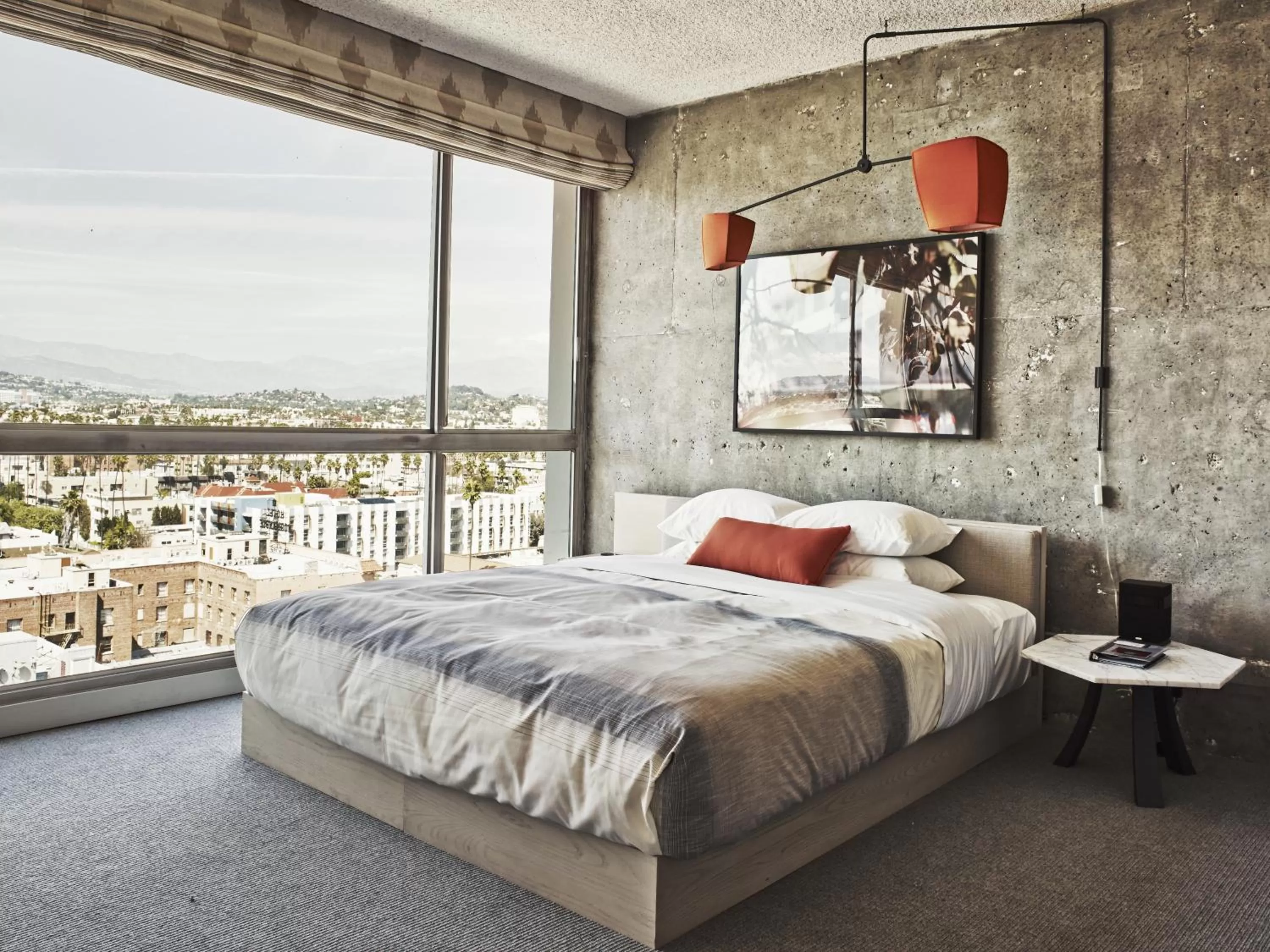 King Suite in The LINE Hotel LA