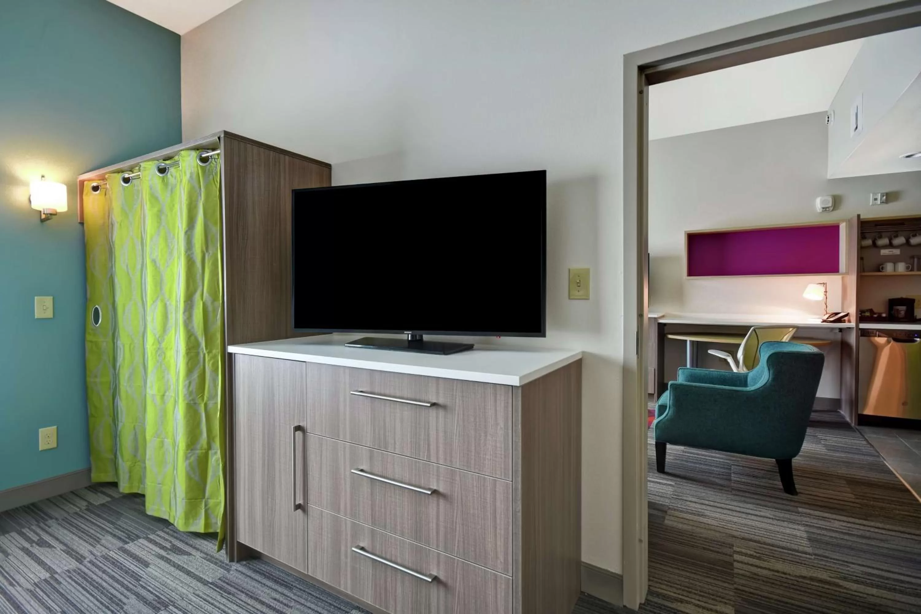 One-Bedroom King Suite - Non-Smoking in Home2 Suites By Hilton Birmingham/Fultondale, Al
