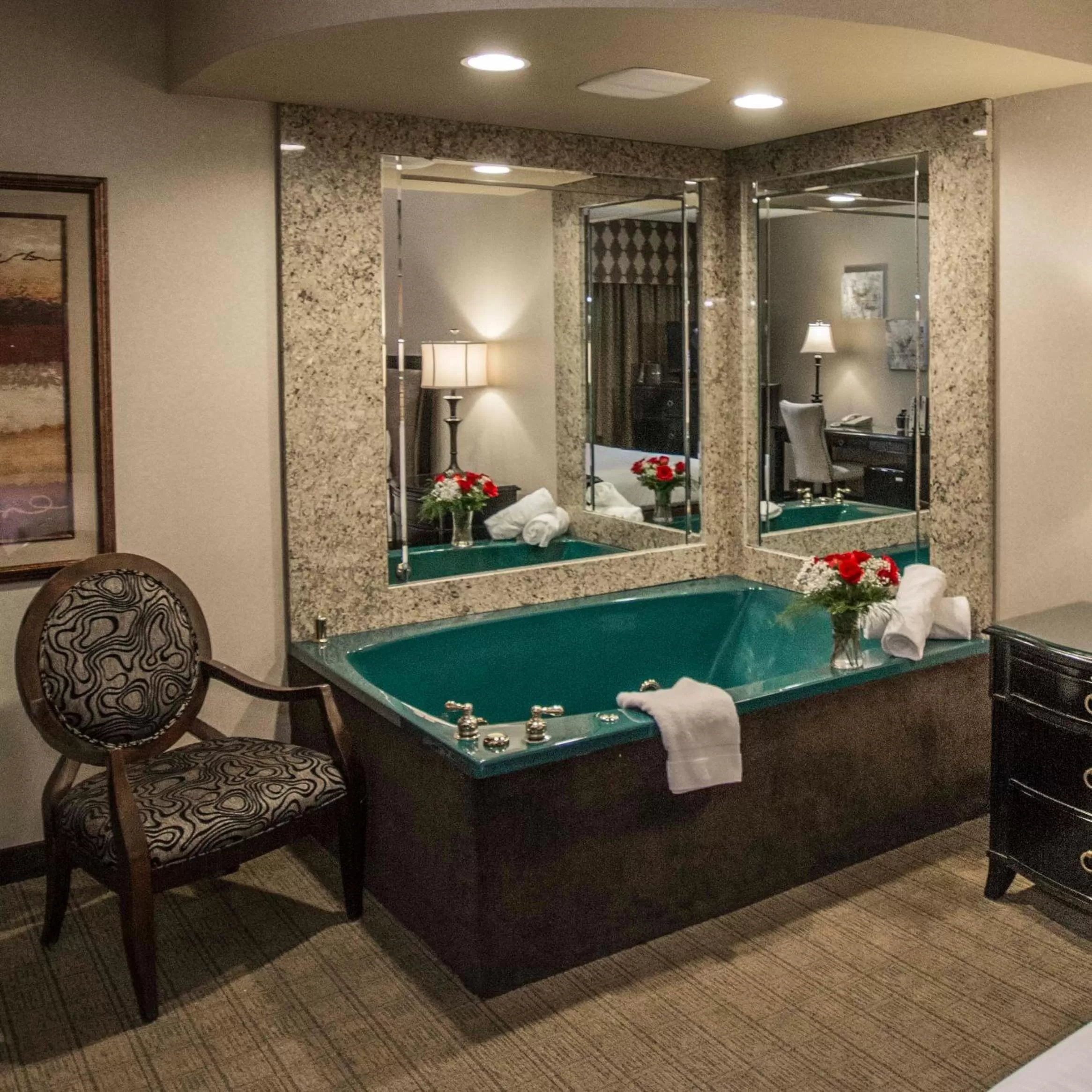 King Suite with Spa Bath in Garden Place Hotel