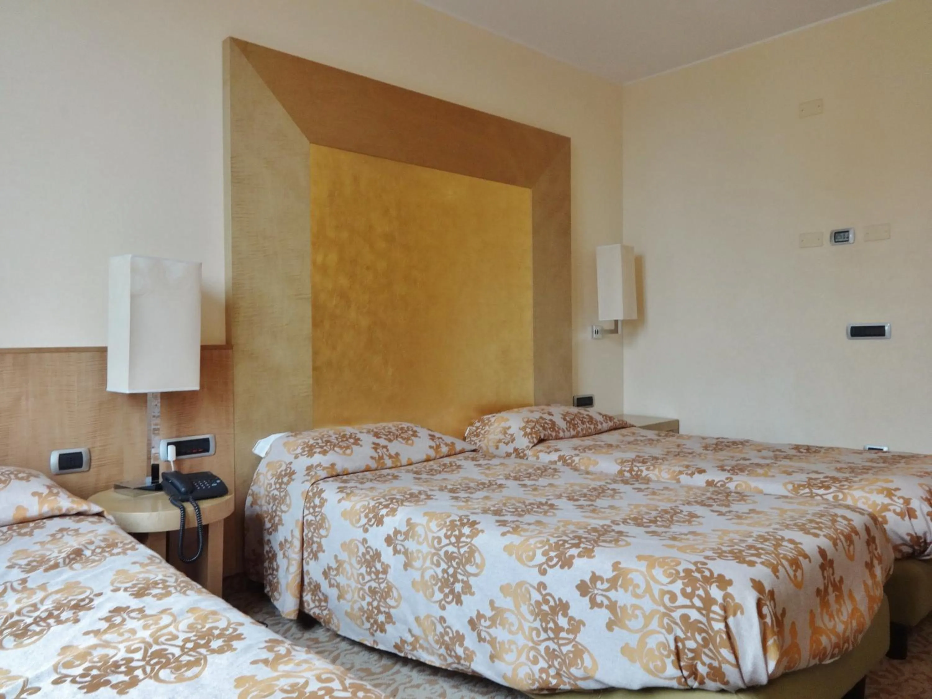 Triple Room in Hotel Tiffany Milano