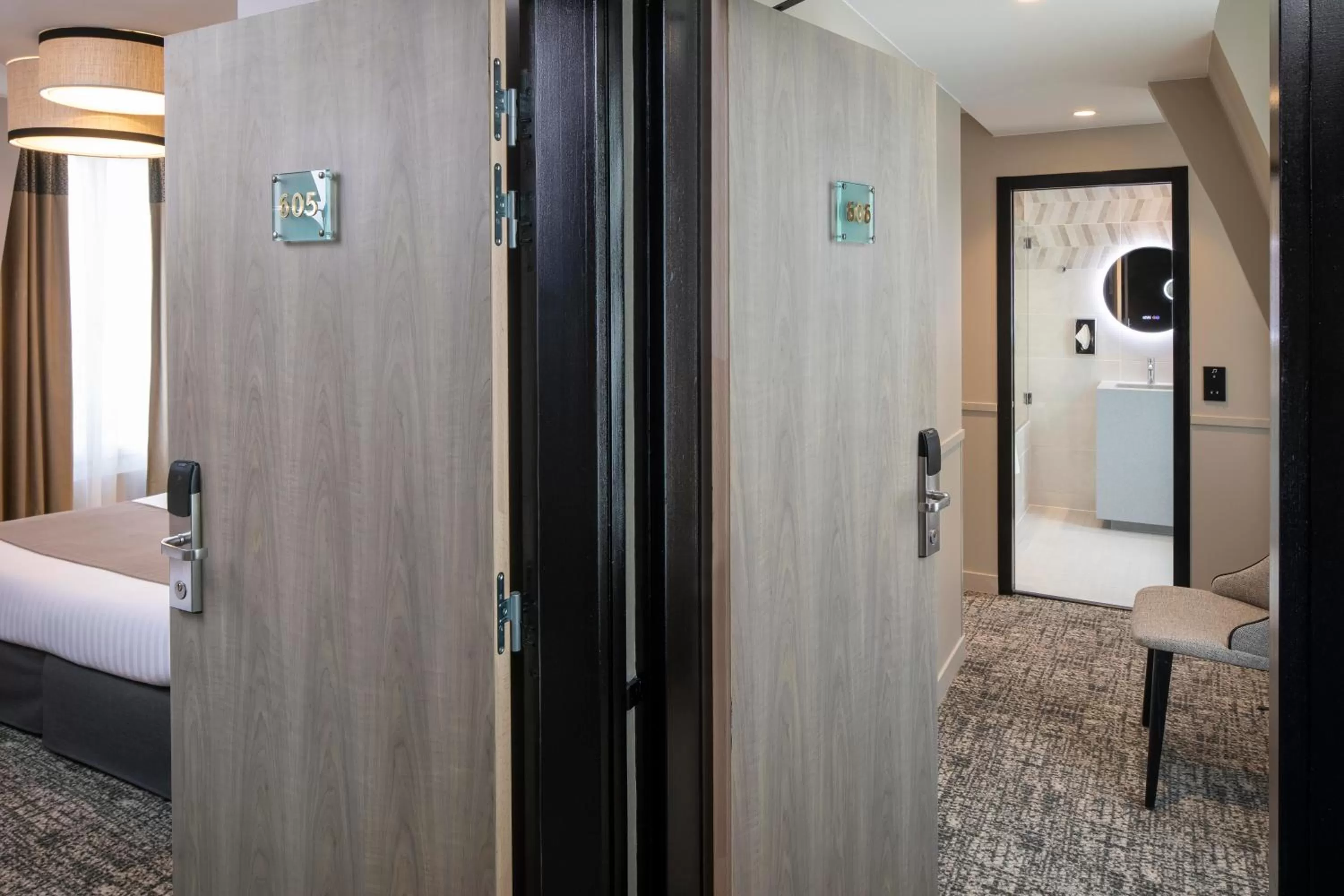 2 Connecting Rooms (4 people) in Daunou Opéra