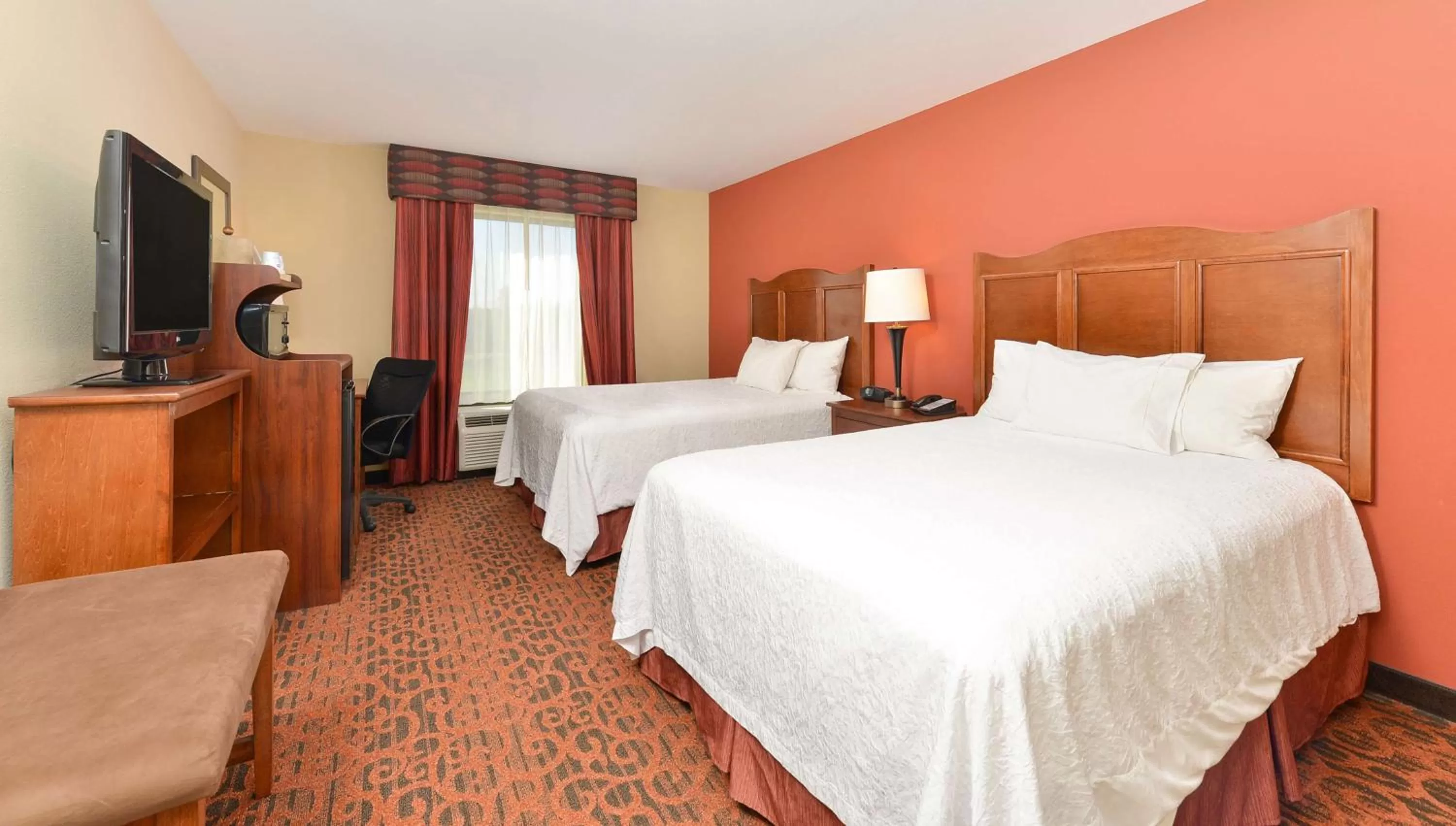 Room with Two Queen Beds - Non-Smoking in Hampton Inn Muscatine