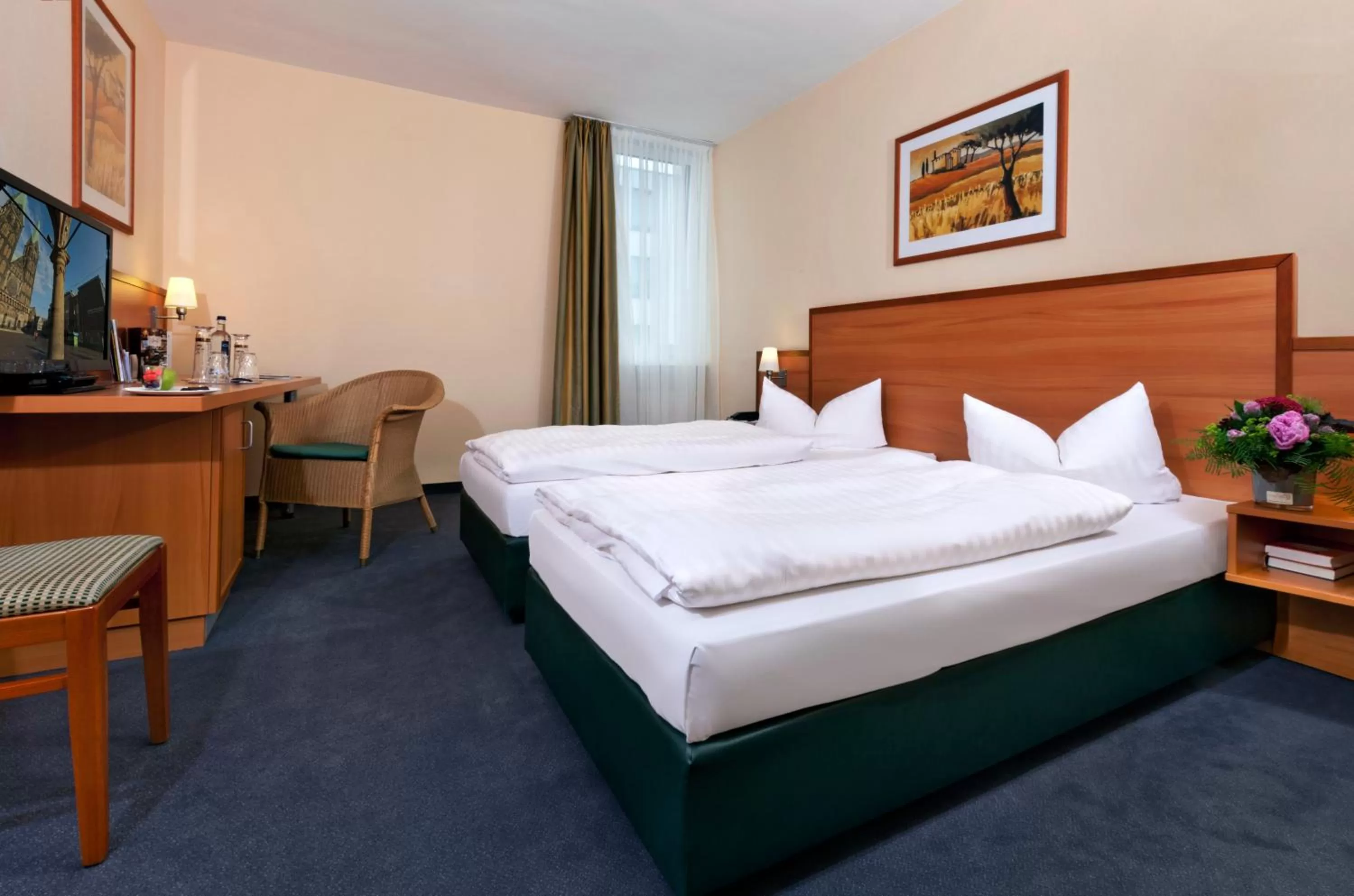 Comfort Twin Room in IntercityHotel Bremen