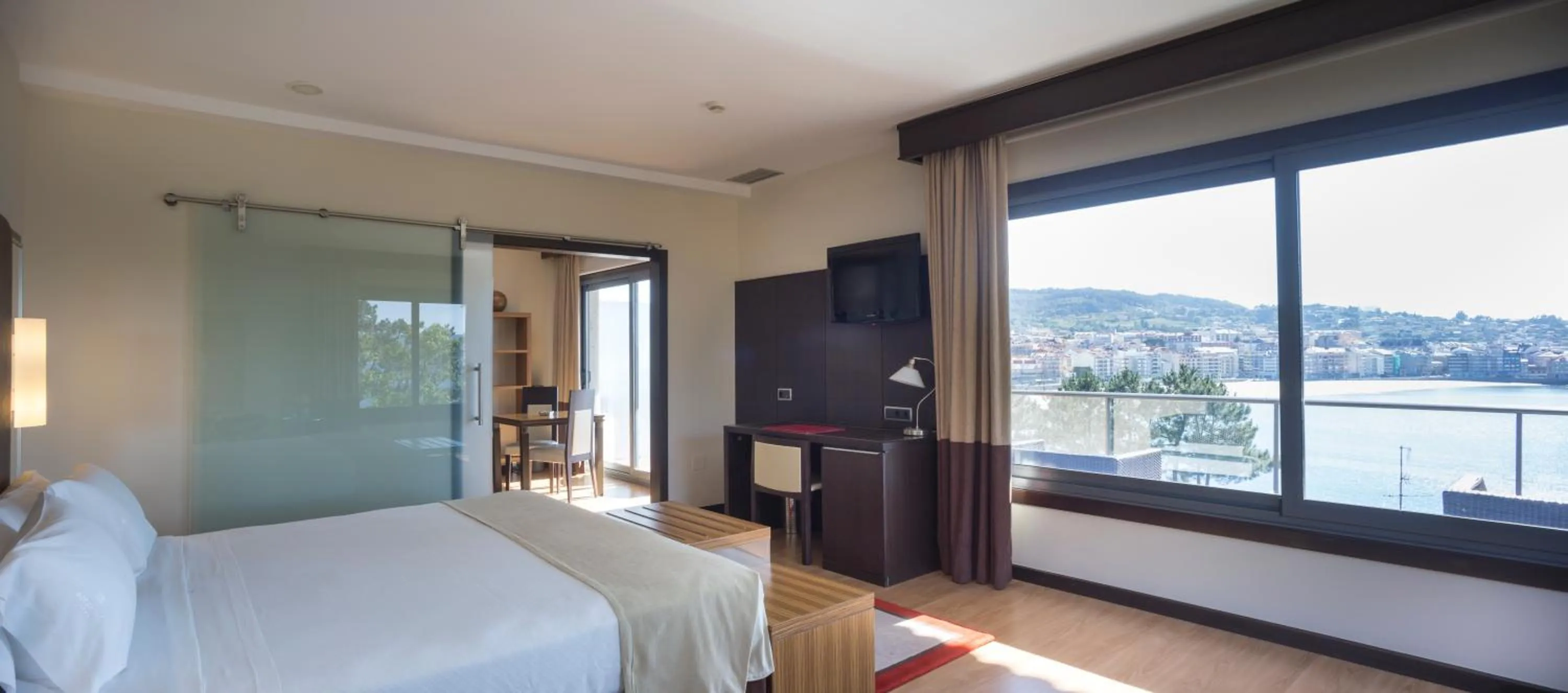 Suite with Sea View in Gran Talaso Hotel Sanxenxo