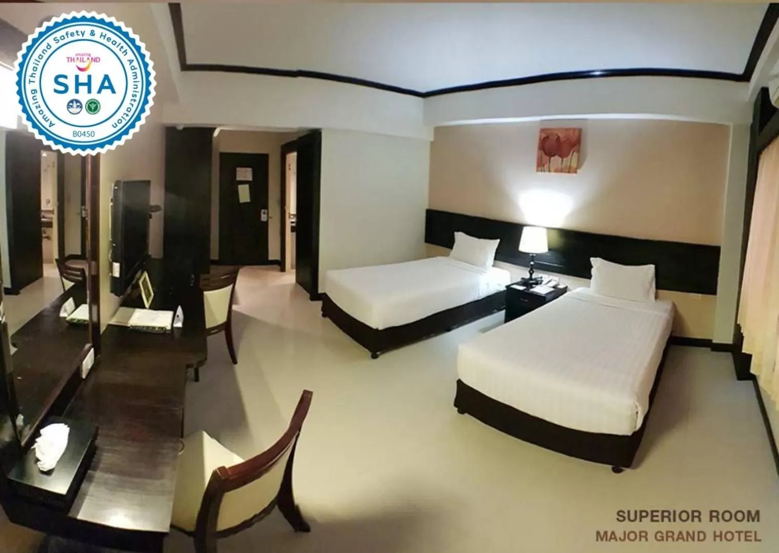 Superior Twin Room in Major Grand Hotel