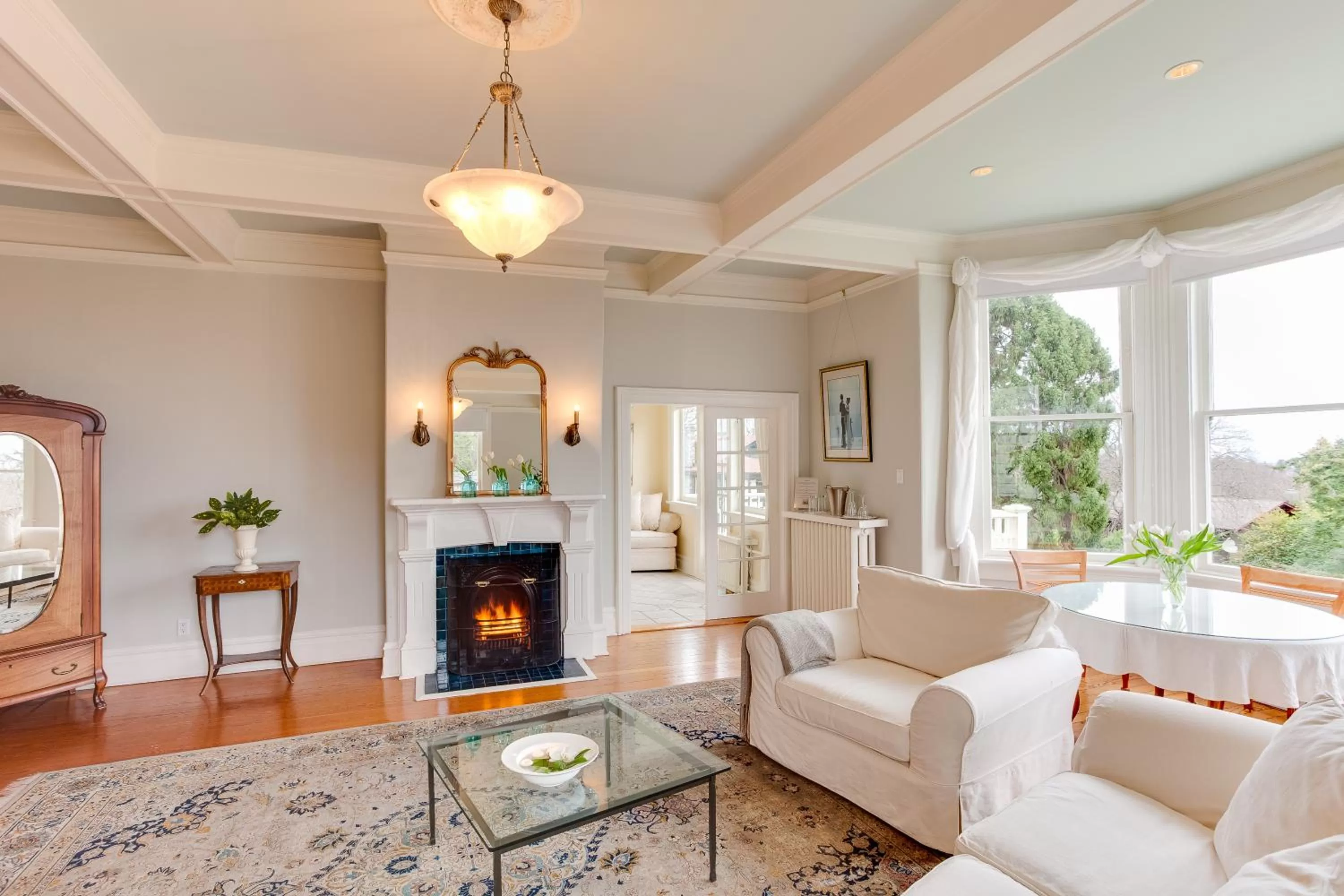 King Suite with Ocean View in Fairholme Manor Inn