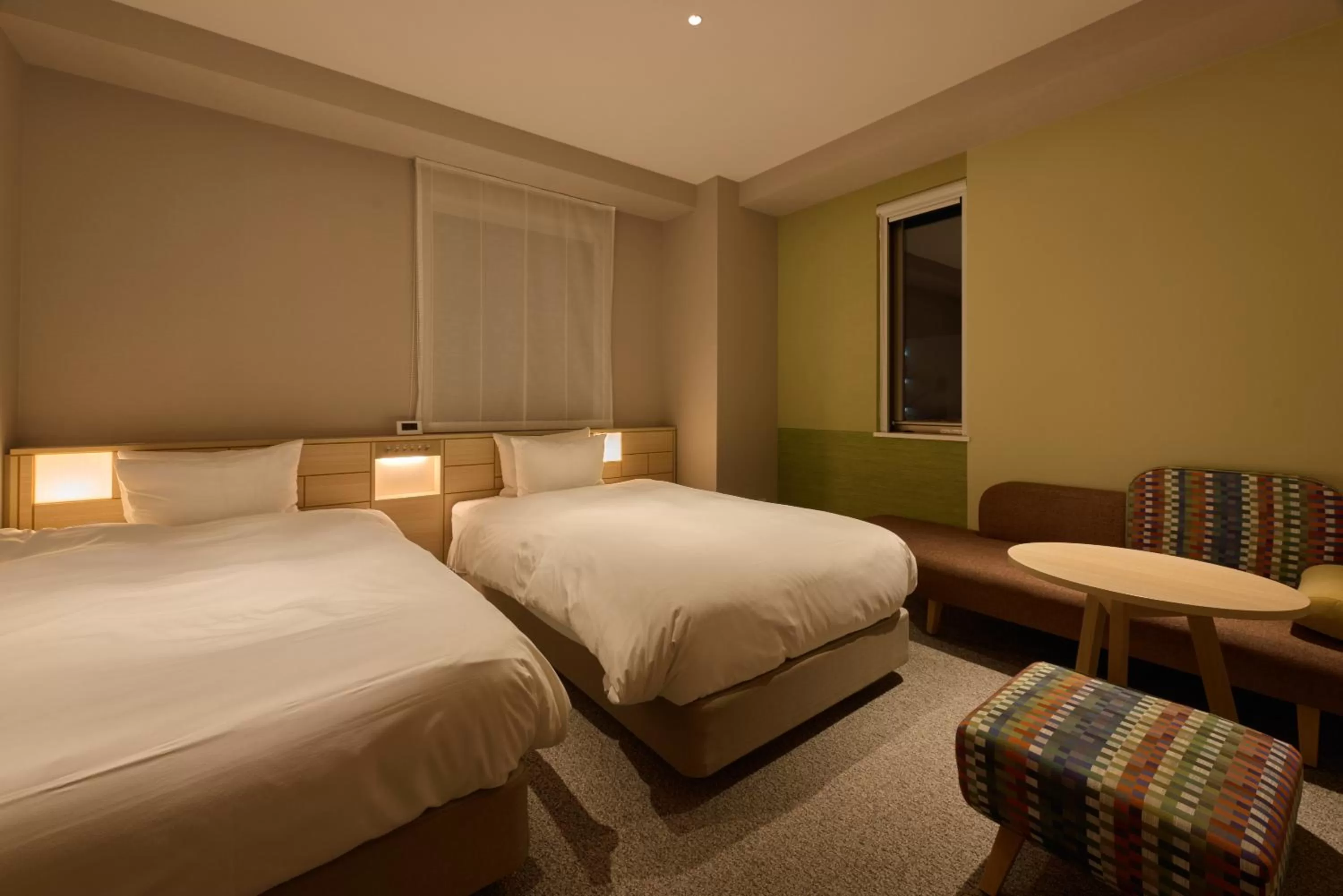 Corner Twin Room with Free access to Lounge - Smoking in Hotel Intergate Kanazawa