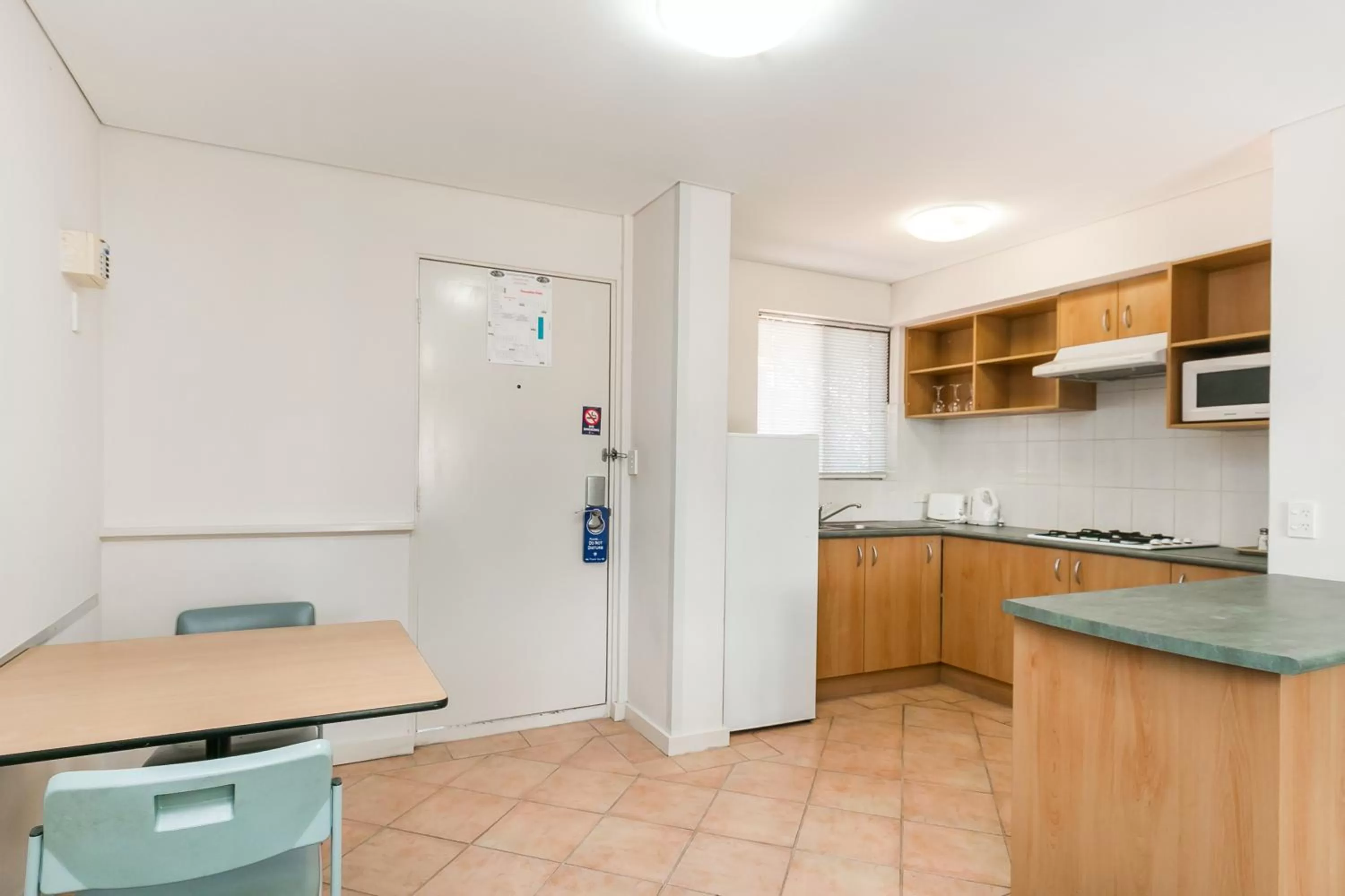 One-Bedroom Apartment in Great Eastern Motor Lodge