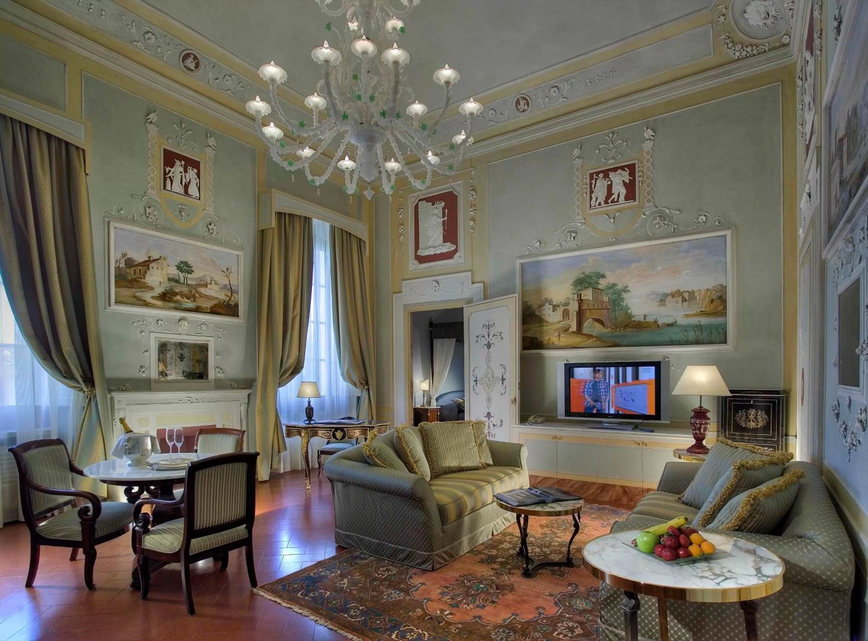 Suite Villa (2 Adults) in Villa Olmi Firenze