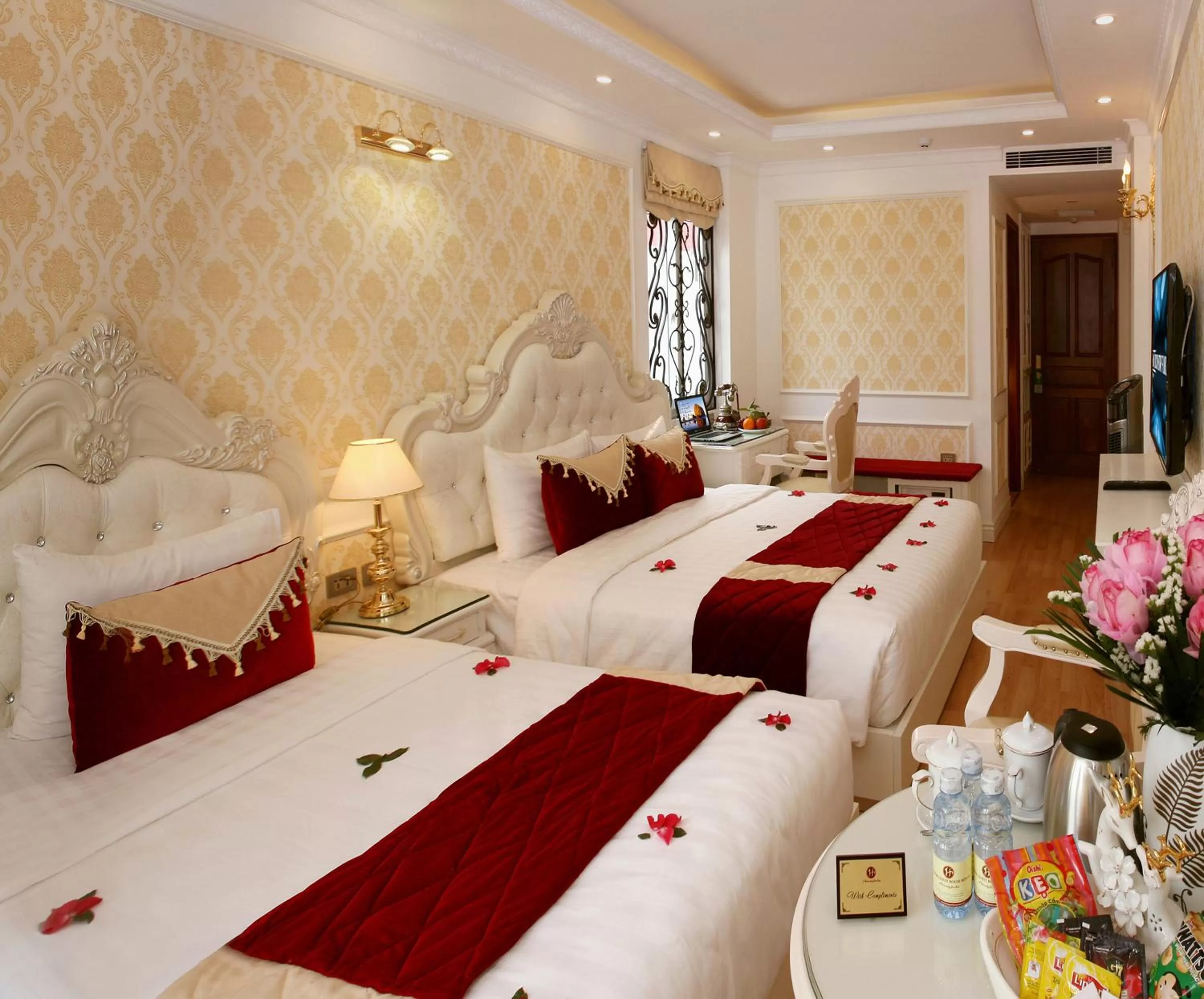 Deluxe Quadruple Room in Hanoi Hotel Royal