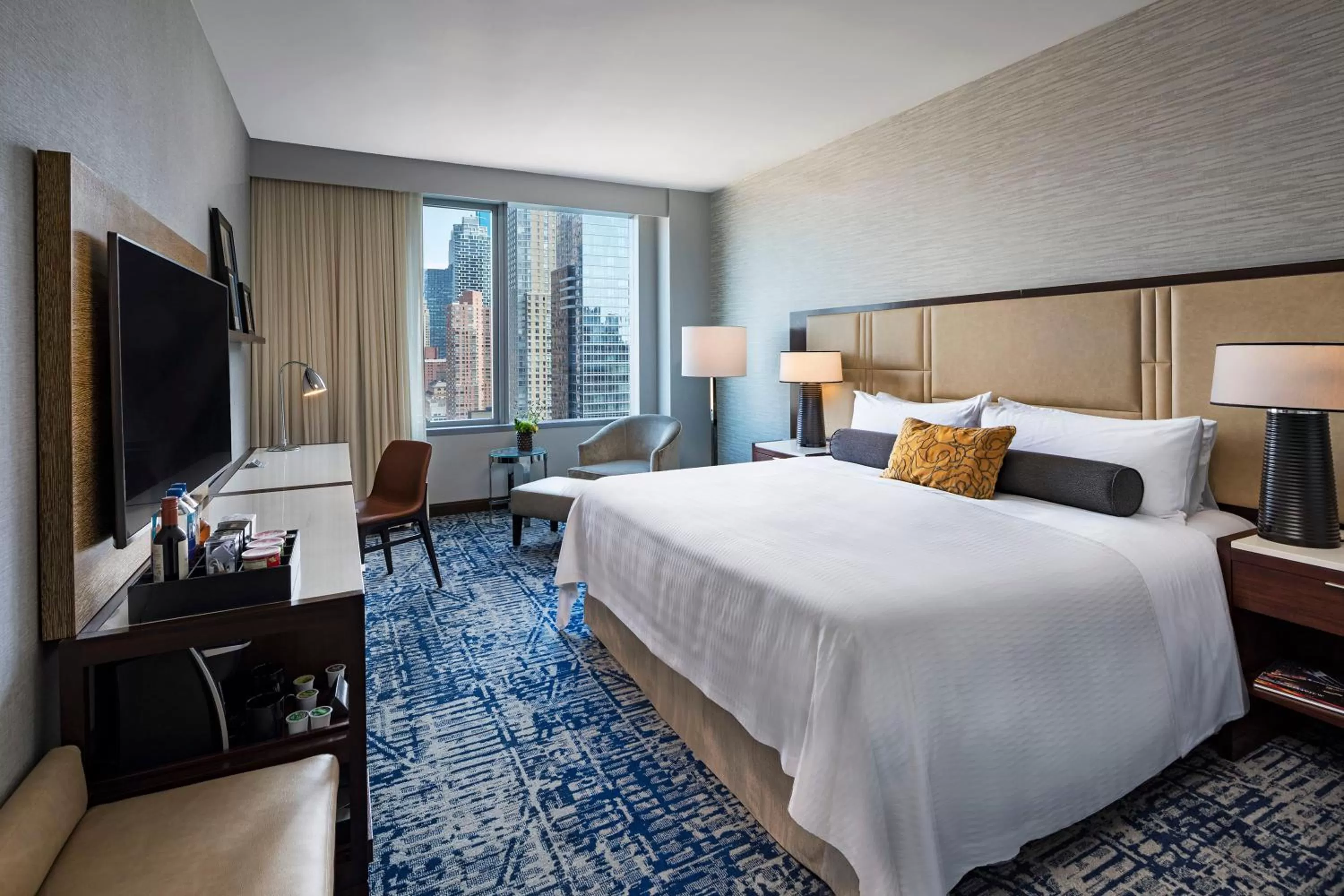 Classic Corner King Room in InterContinental New York Times Square by IHG