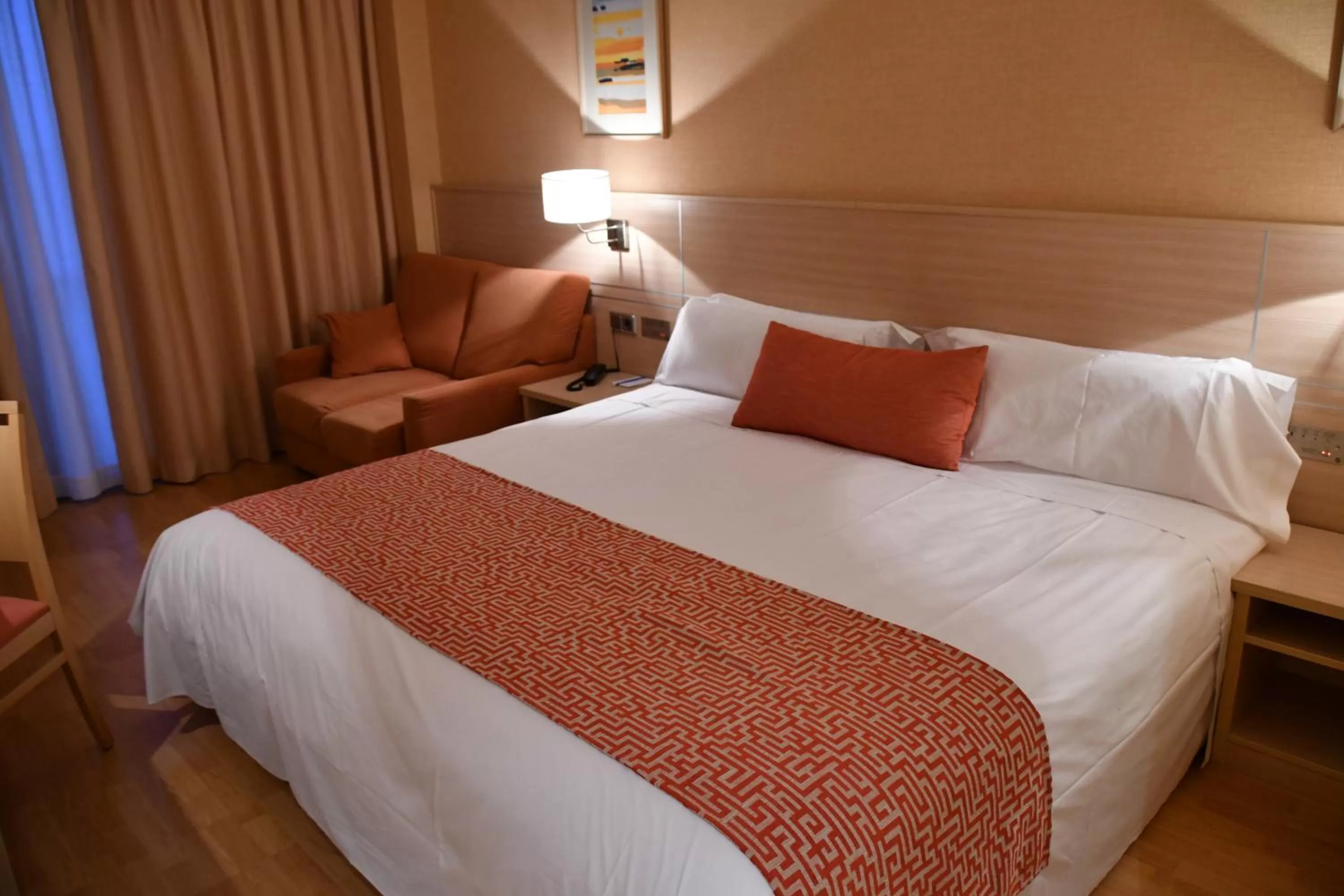 Superior Double Room in Hotel Class Valls