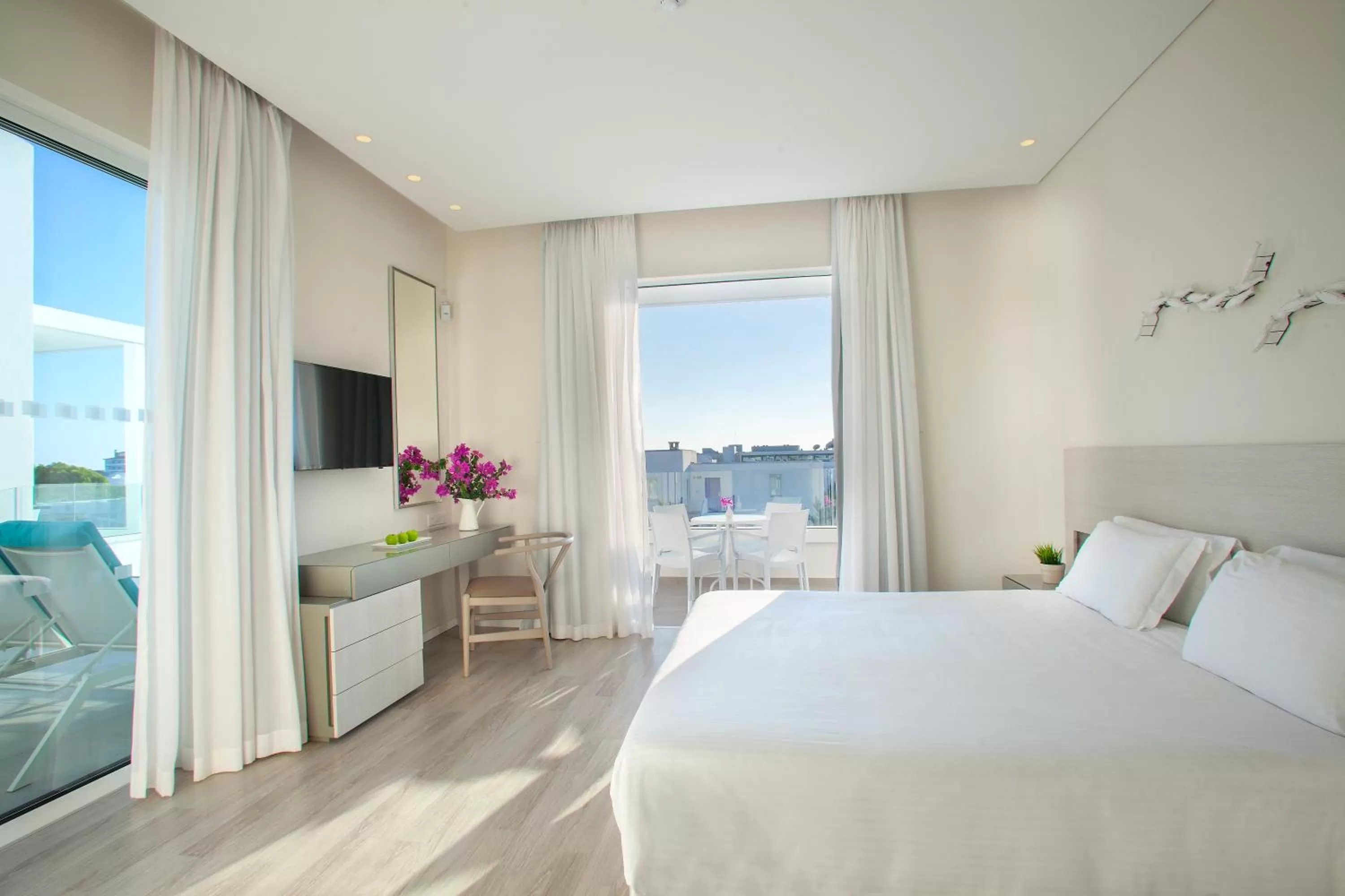 Two-Bedroom Suite in Aliathon Aegean