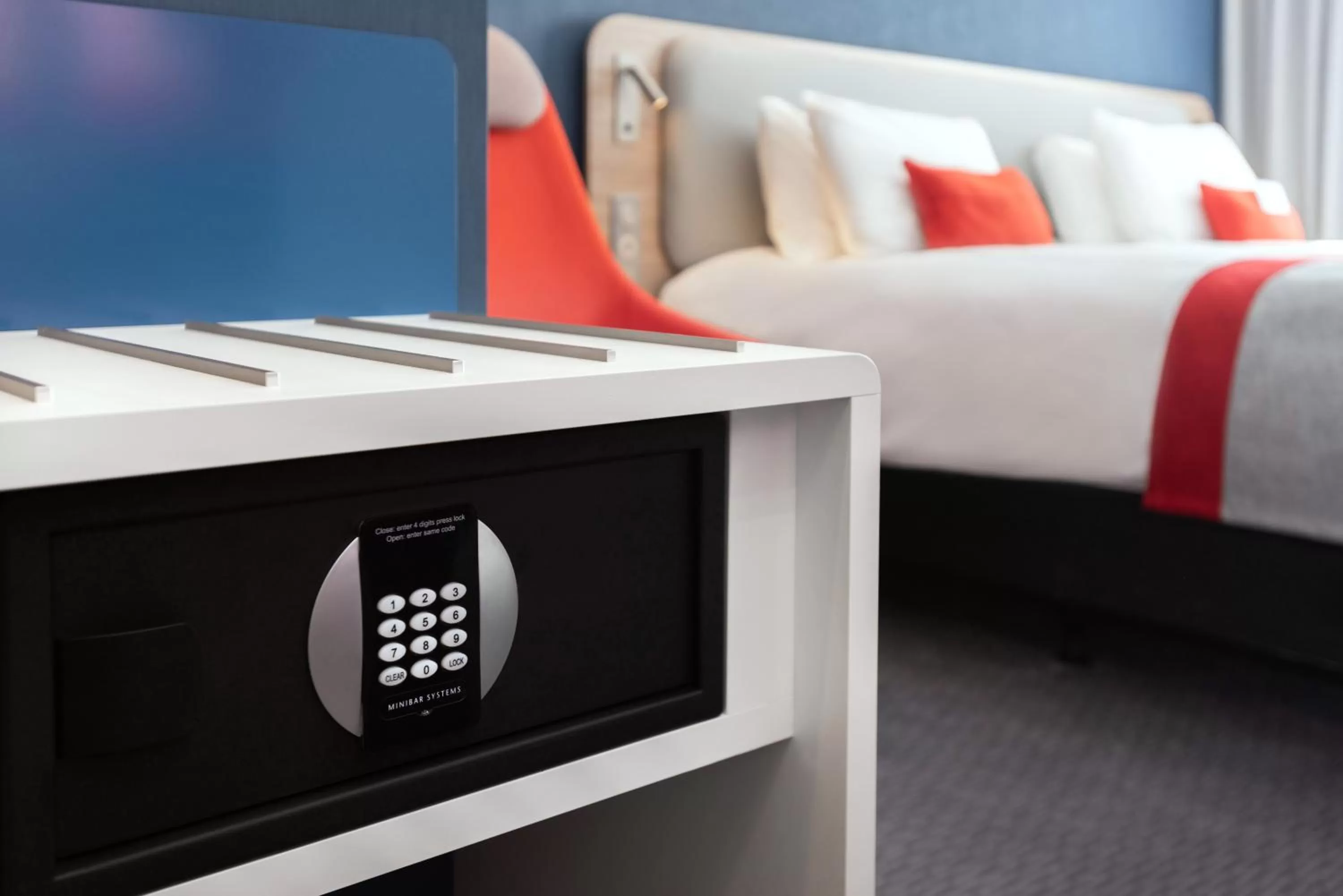 Standard Queen Room with Single Sofa Bed - Free Breakfast in Holiday Inn Express - Rouen Centre - Rive Gauche by IHG