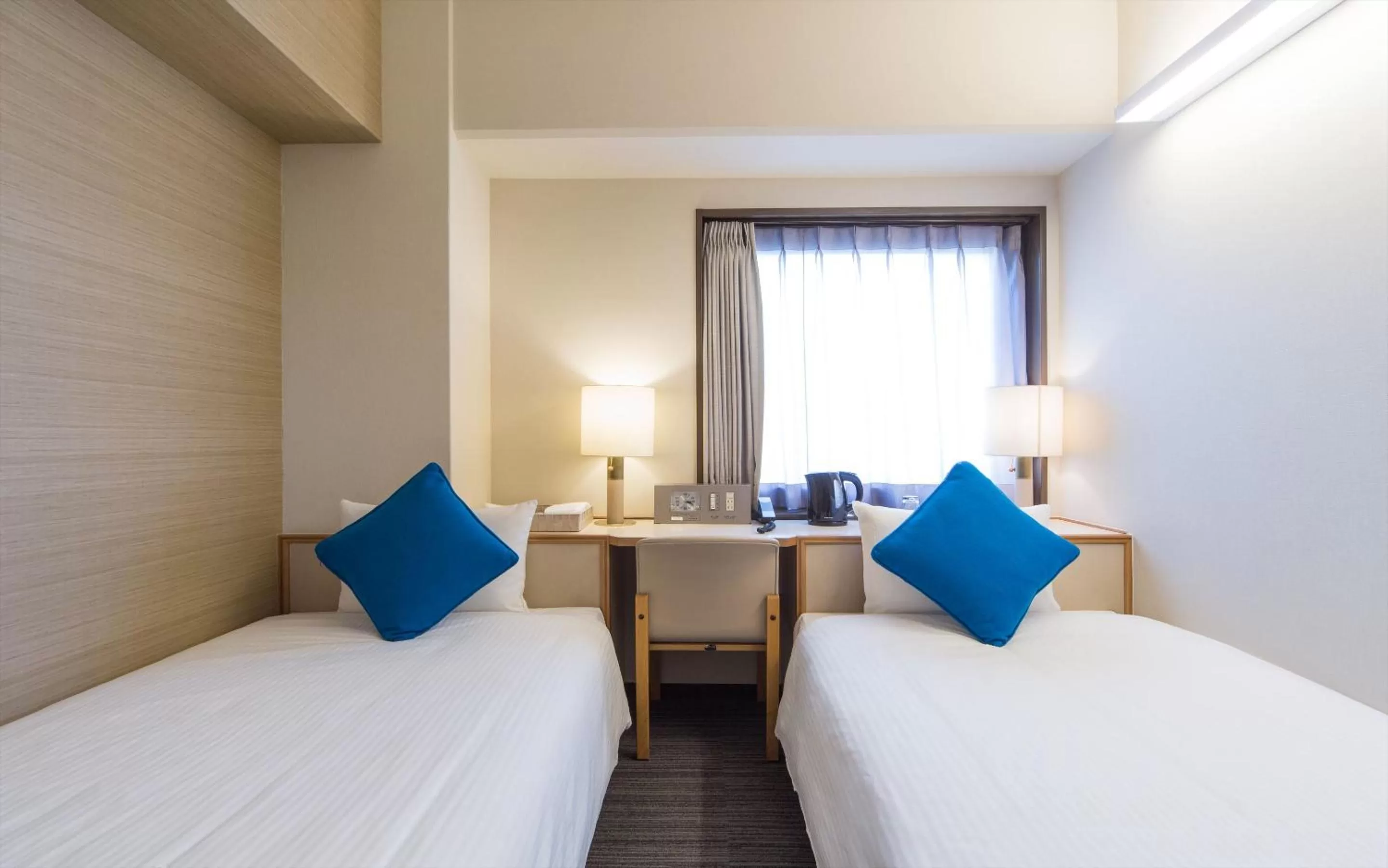 Twin Room - Non-Smoking in Hotel Sun White