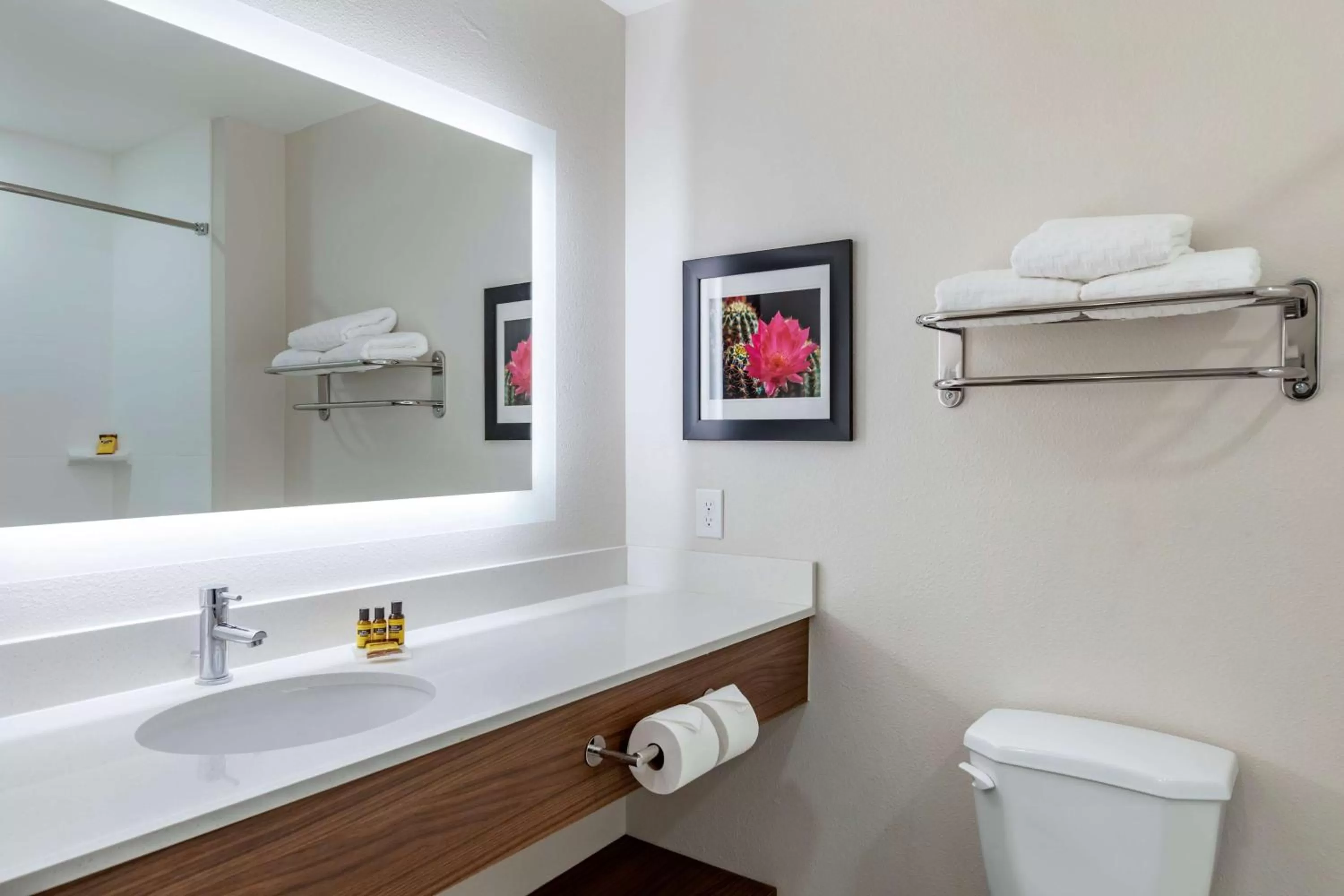 King Room in Best Western Plus Coachella Valley Inn & Suites